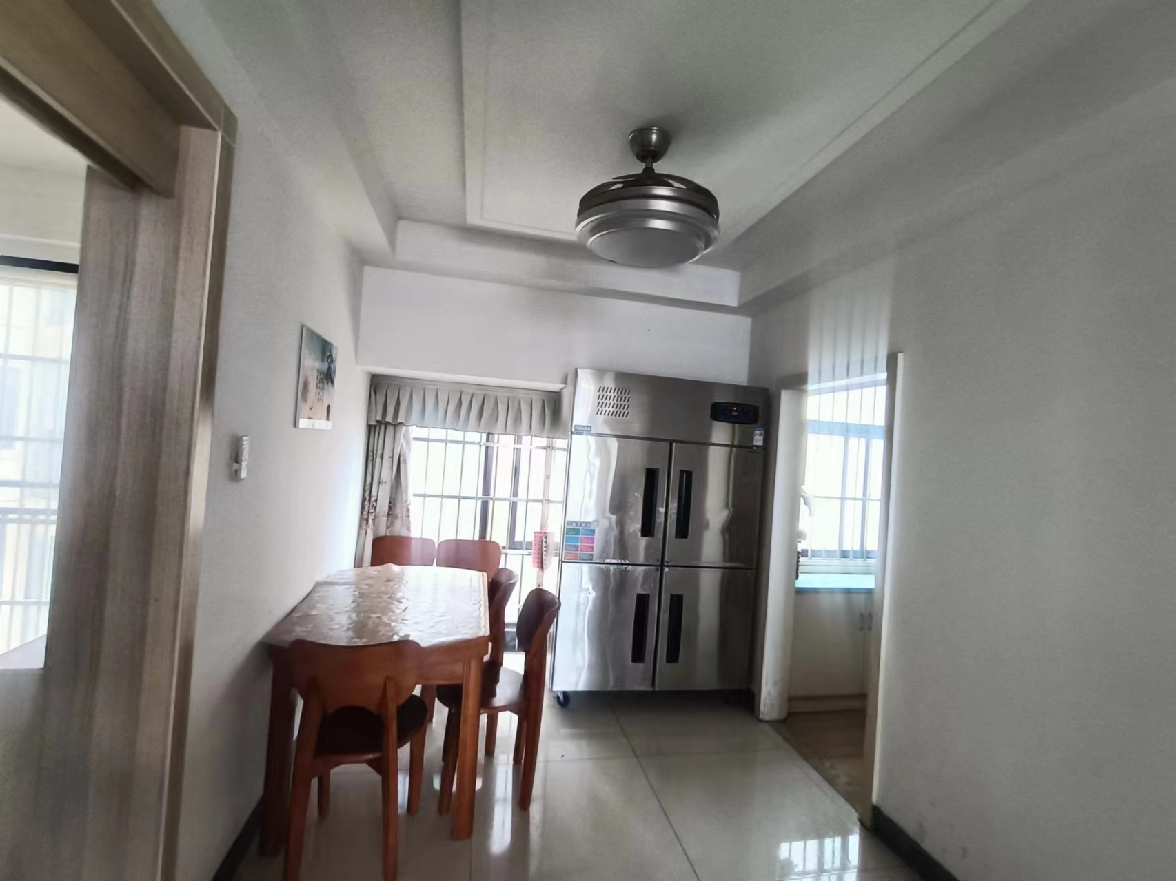 海韵天城  3室2厅1卫    68.0万 海韵天城  3室2厅1卫    68.0万室内图