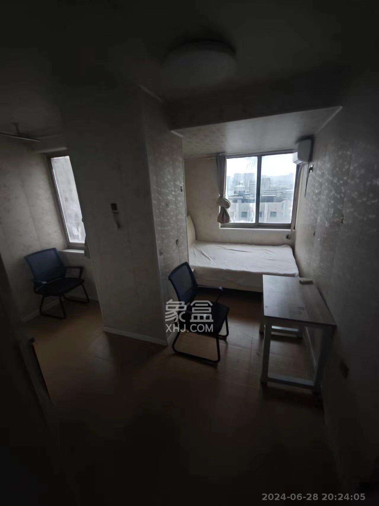 湘华大厦  1室1厅1卫   1300.00元/月室内图