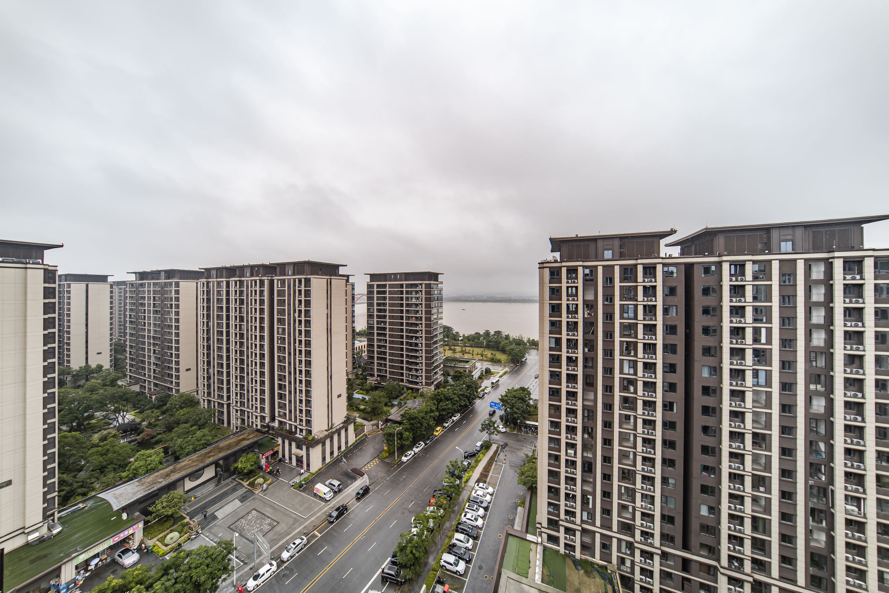 建发电建江山悦  4室2厅2卫   175.00万其他