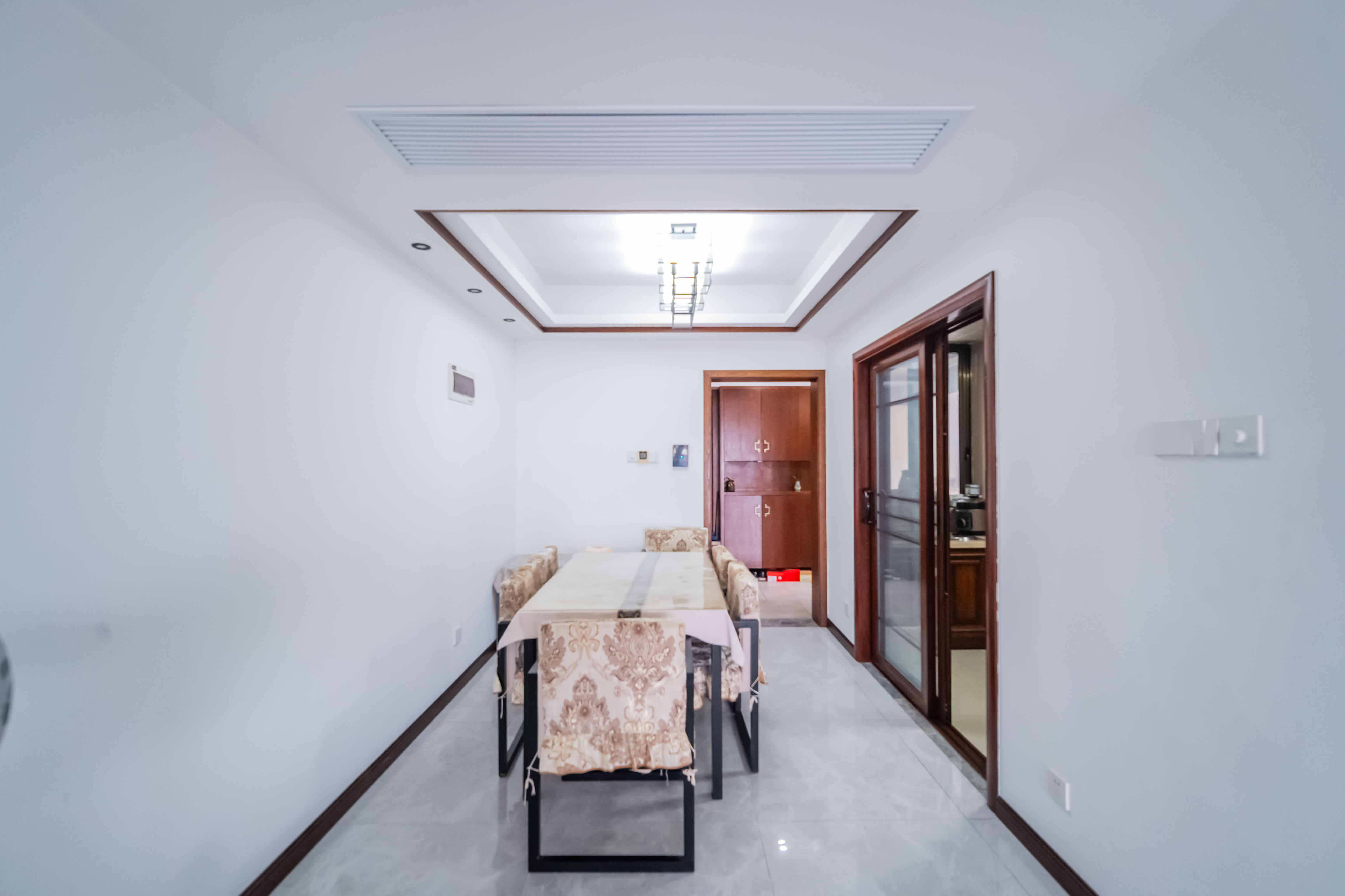 香樟鑫都  2室2厅1卫    115.0万客厅