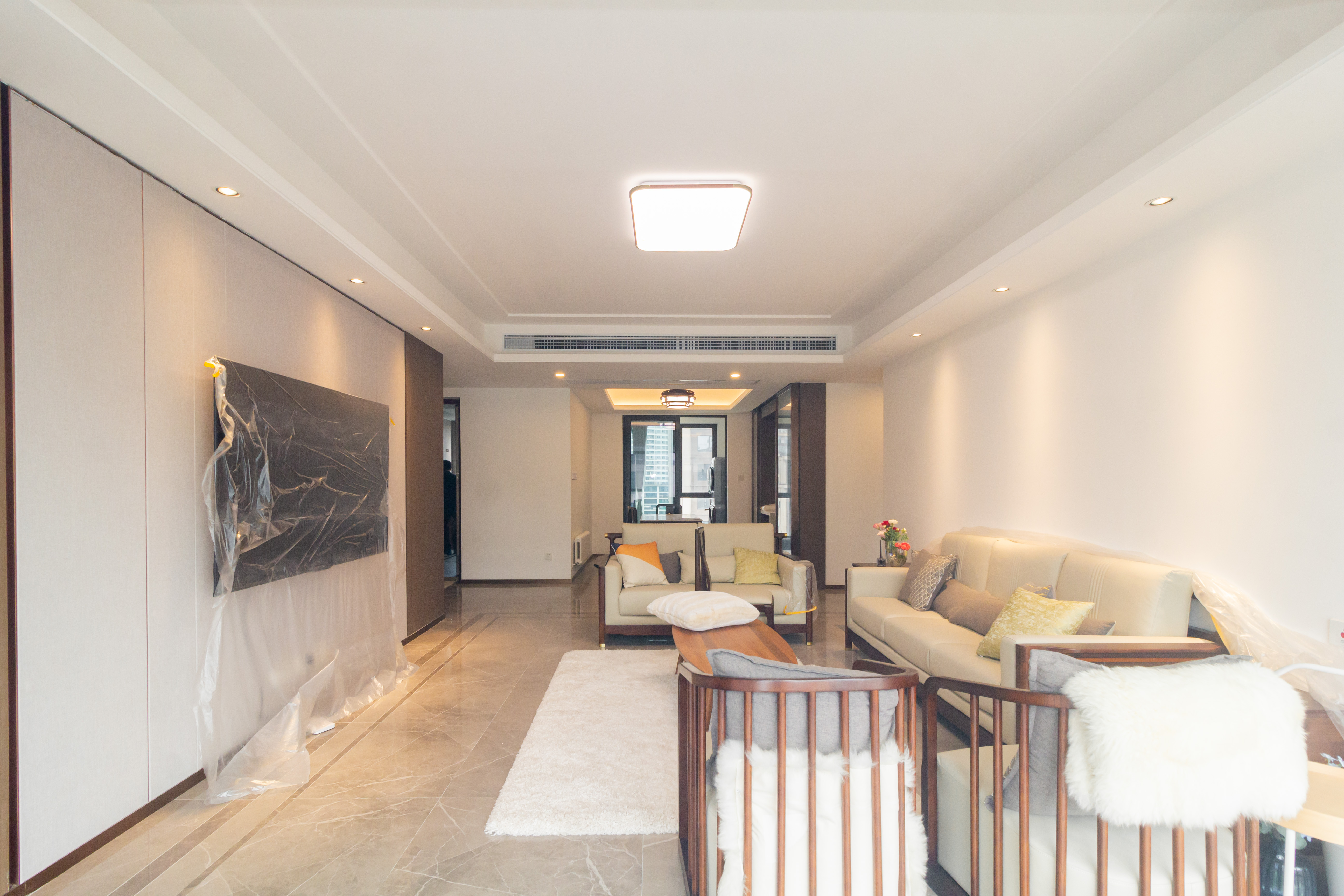 金茂建发观悦  4室2厅2卫   350.00万