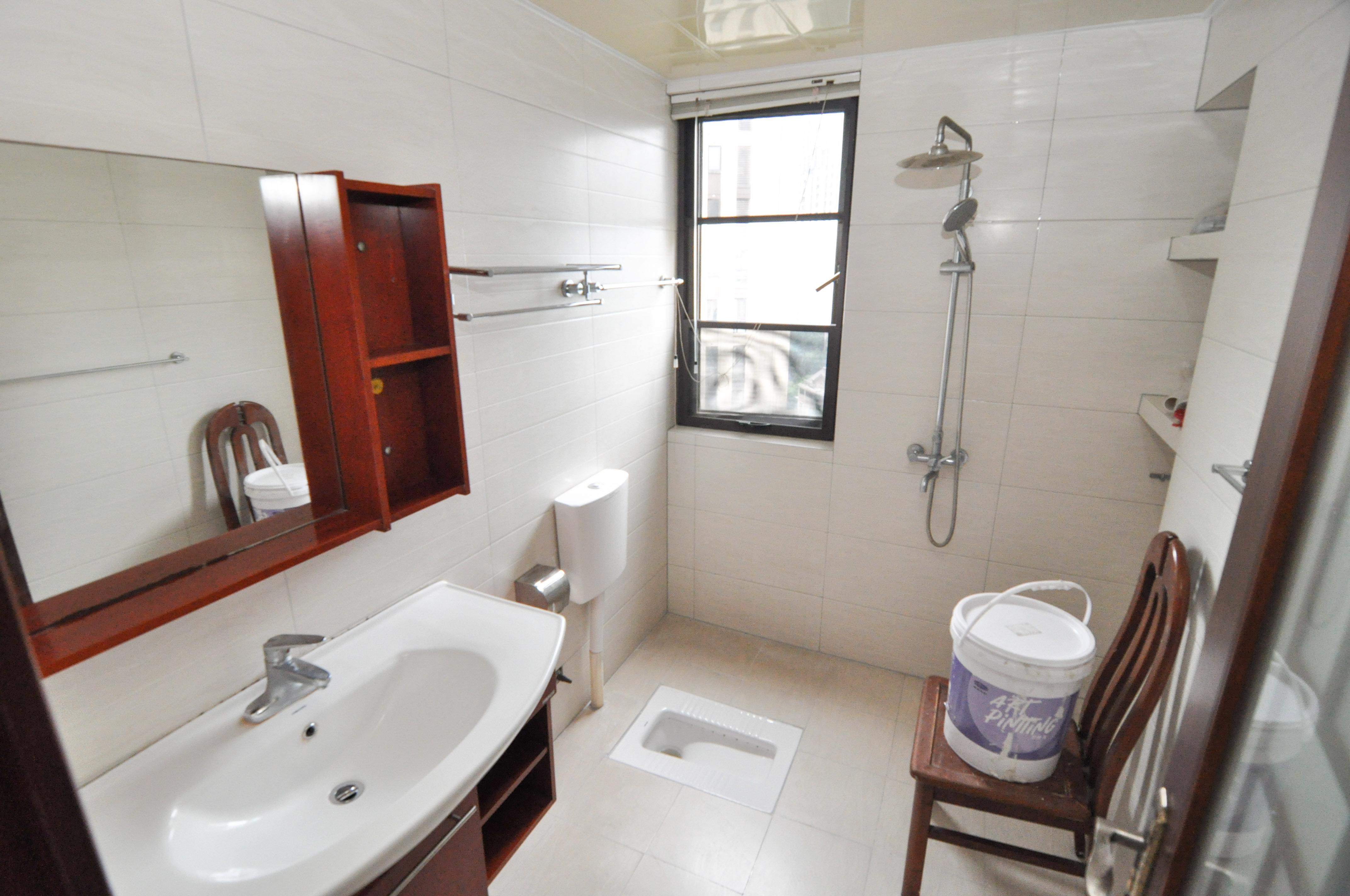 金茂梅溪湖  4室2厅2卫    237.5万 金茂梅溪湖  4室2厅2卫    237.5万卫生间