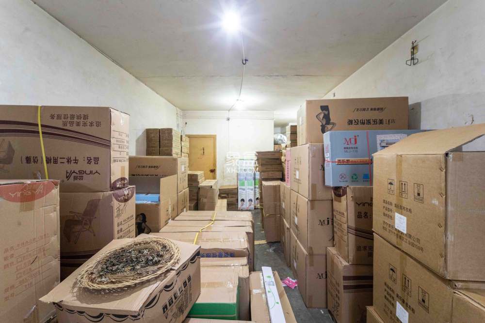 高桥家电百货城  3室1厅1卫   74.00万