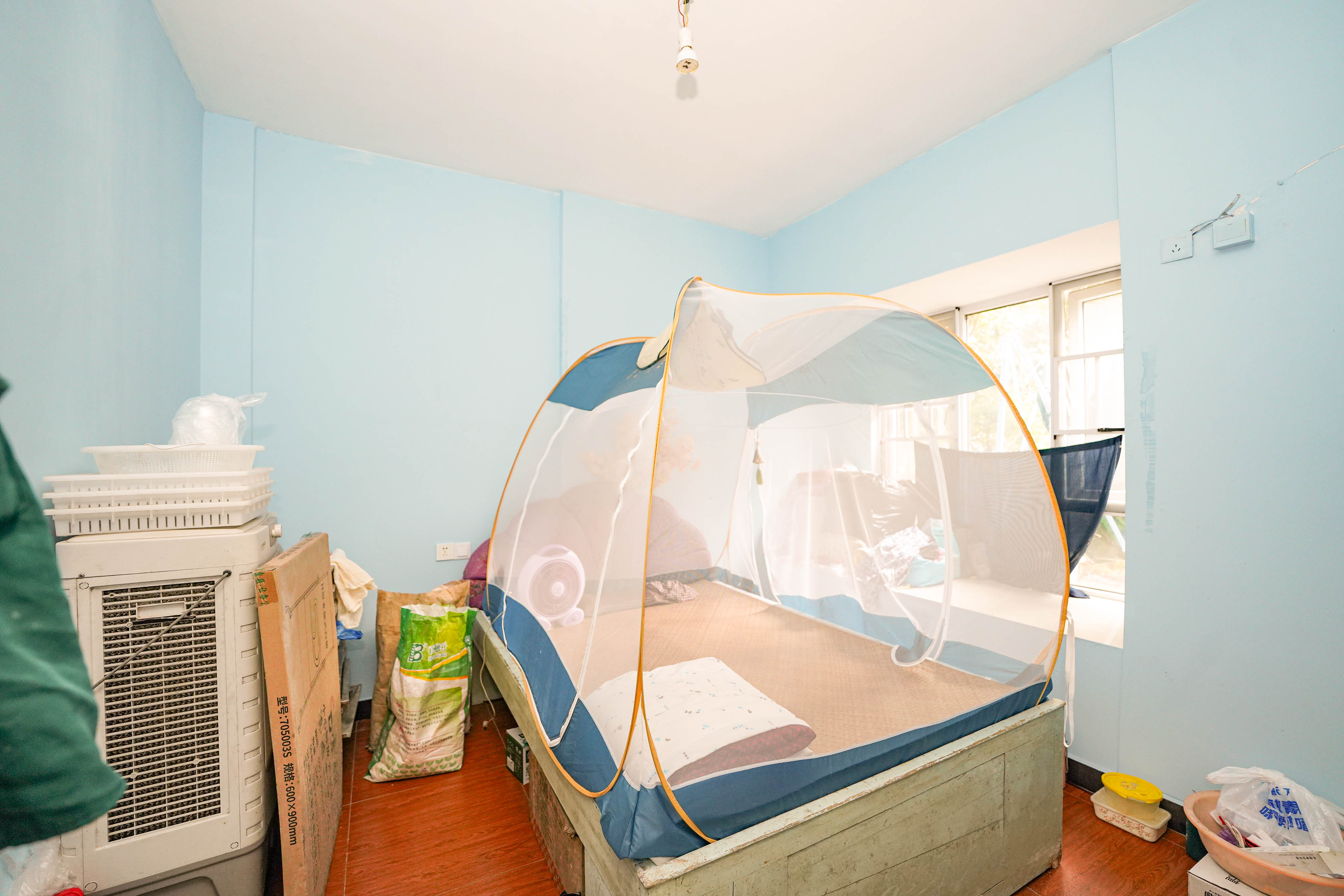 五矿紫湖香醍 3室2厅1卫 55.00万 五矿紫湖香醍 3室2厅1卫 55.00万卧室