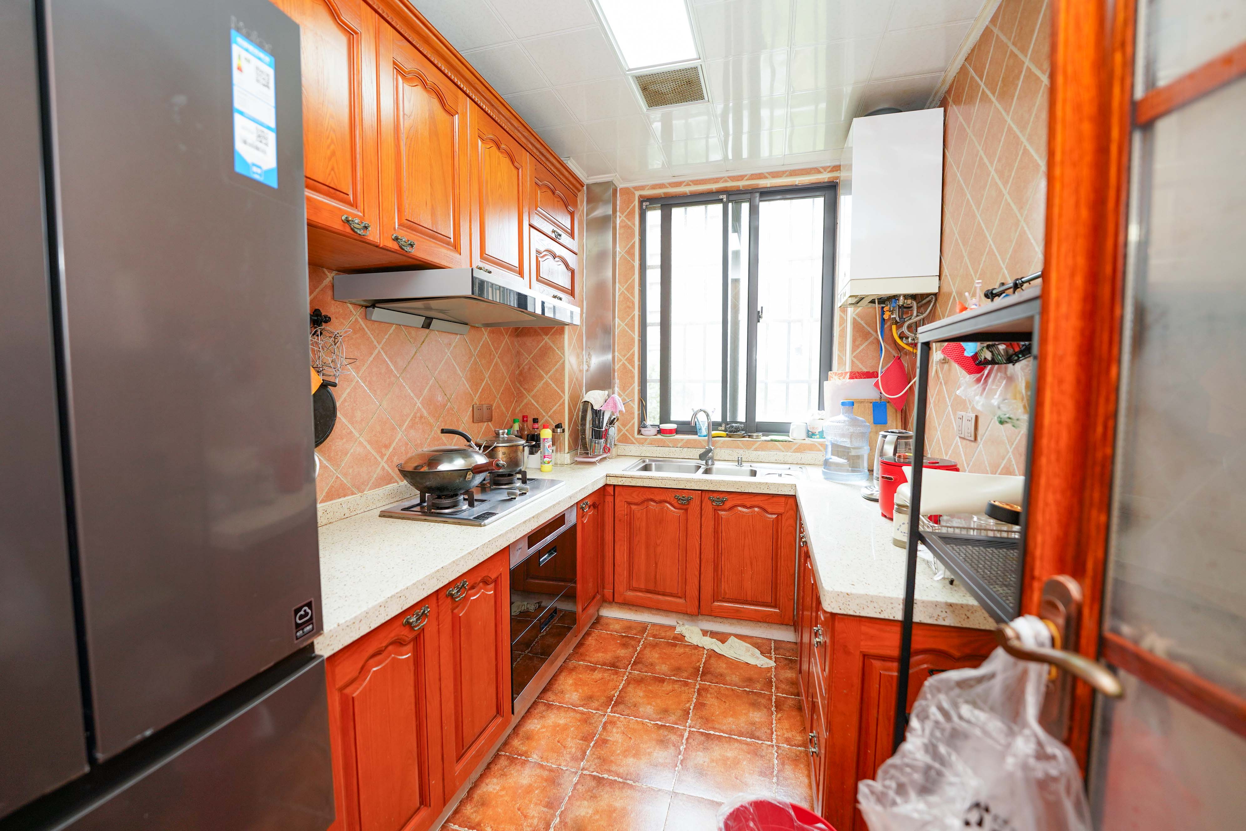 山水嘉园 4室2厅2卫 88.0万 山水嘉园 4室2厅2卫 88.0万其他