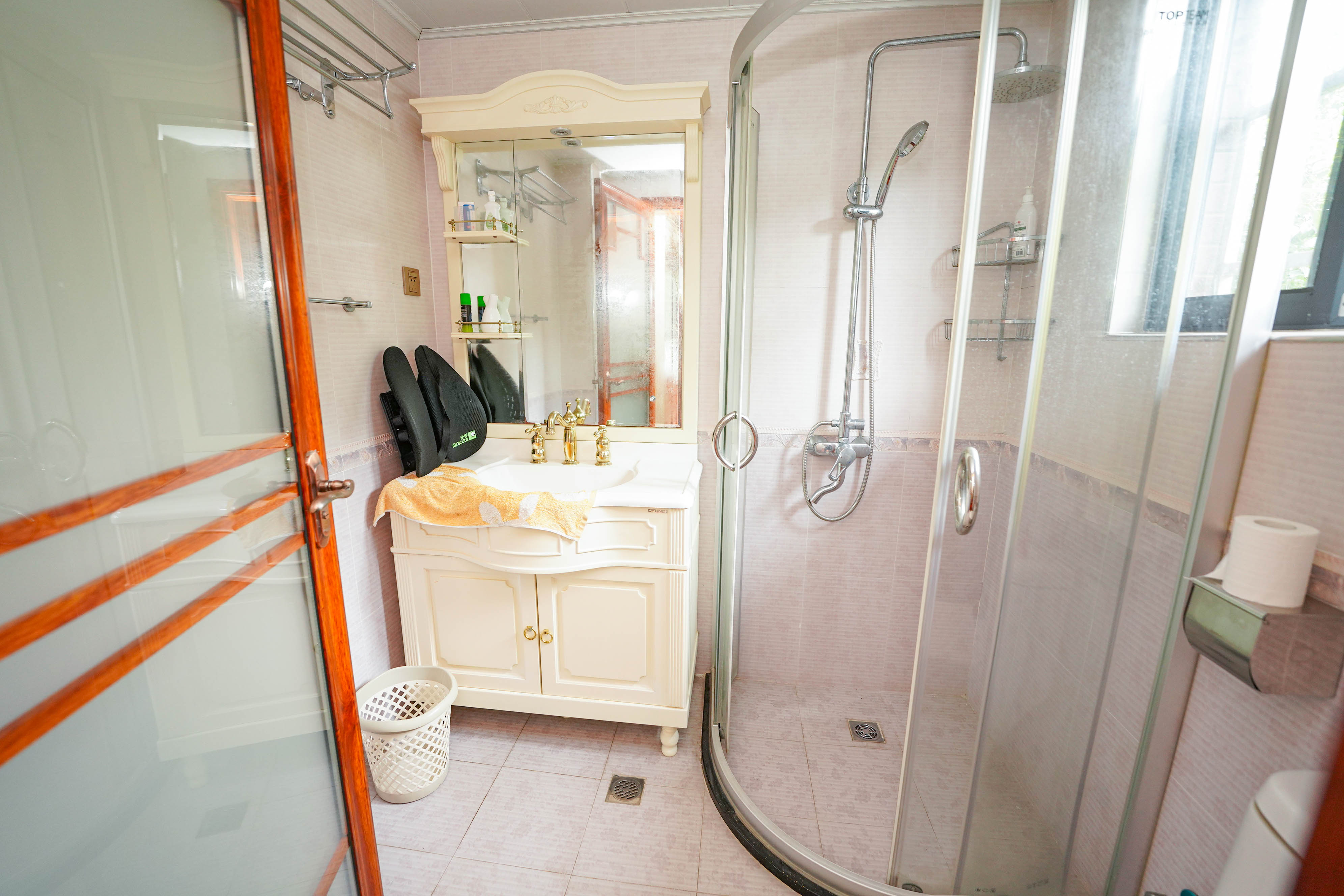 山水嘉园 4室2厅2卫 88.0万 山水嘉园 4室2厅2卫 88.0万其他