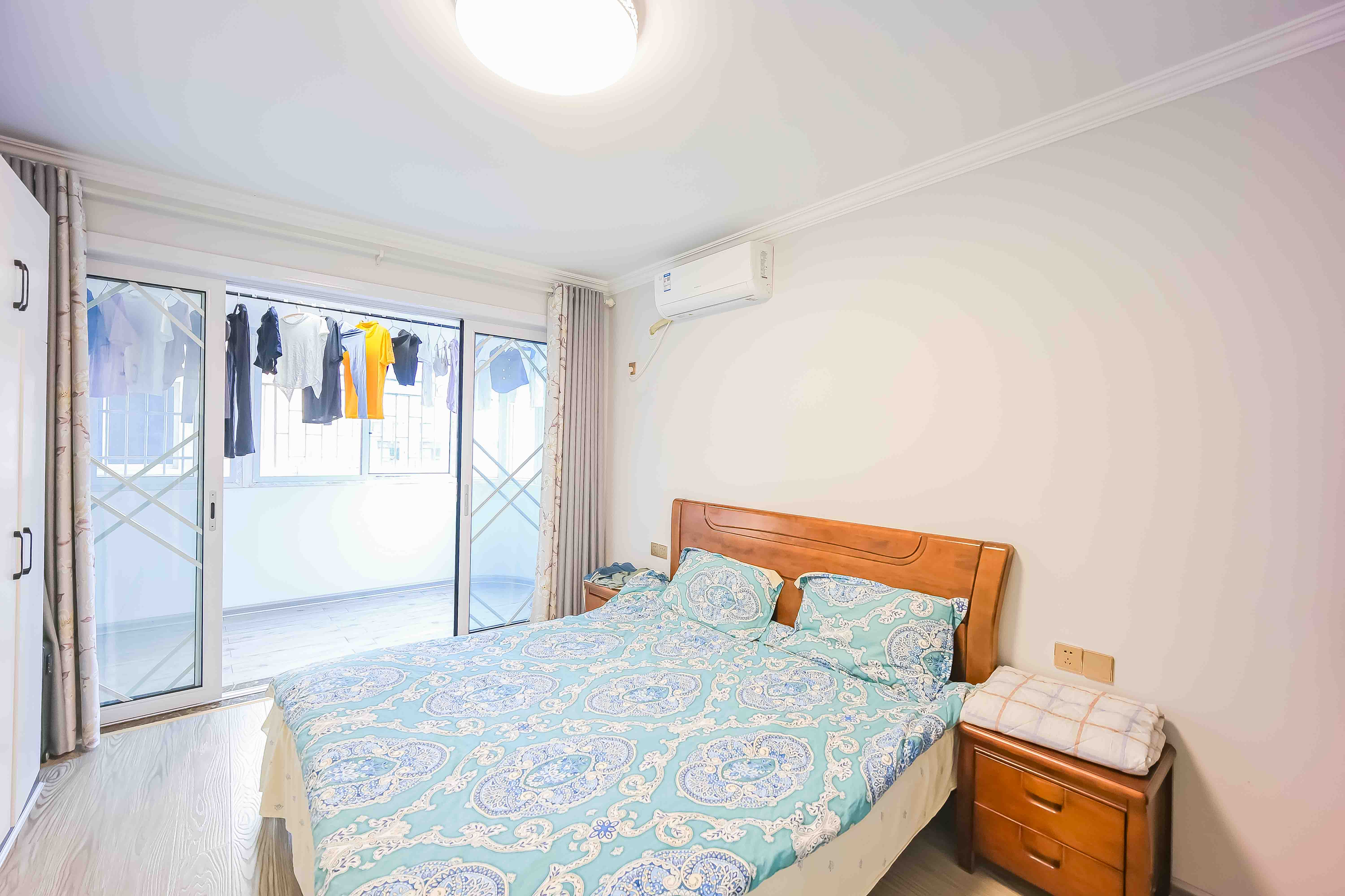 华盛花园  4室2厅2卫    136.0万 华盛花园  4室2厅2卫    136.0万卧室