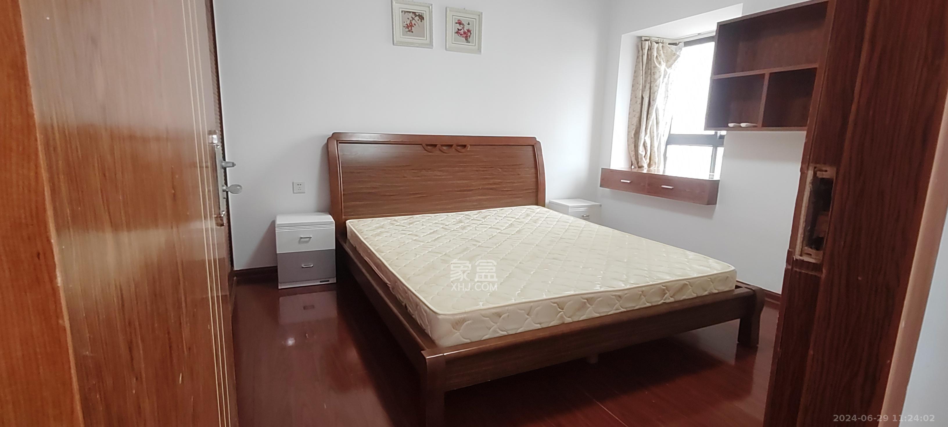 曙光领峰（曙光家园）  2室1厅1卫   2700.00元/月室内图