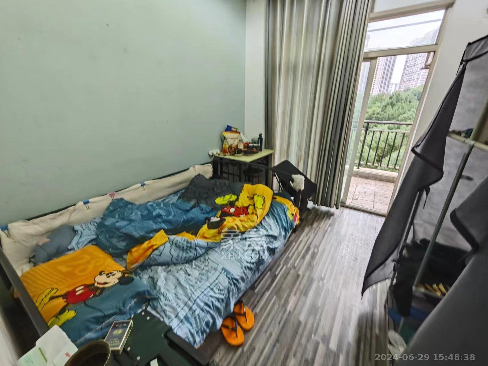 华雅花园  3室2厅2卫   3500.00元/月室内图