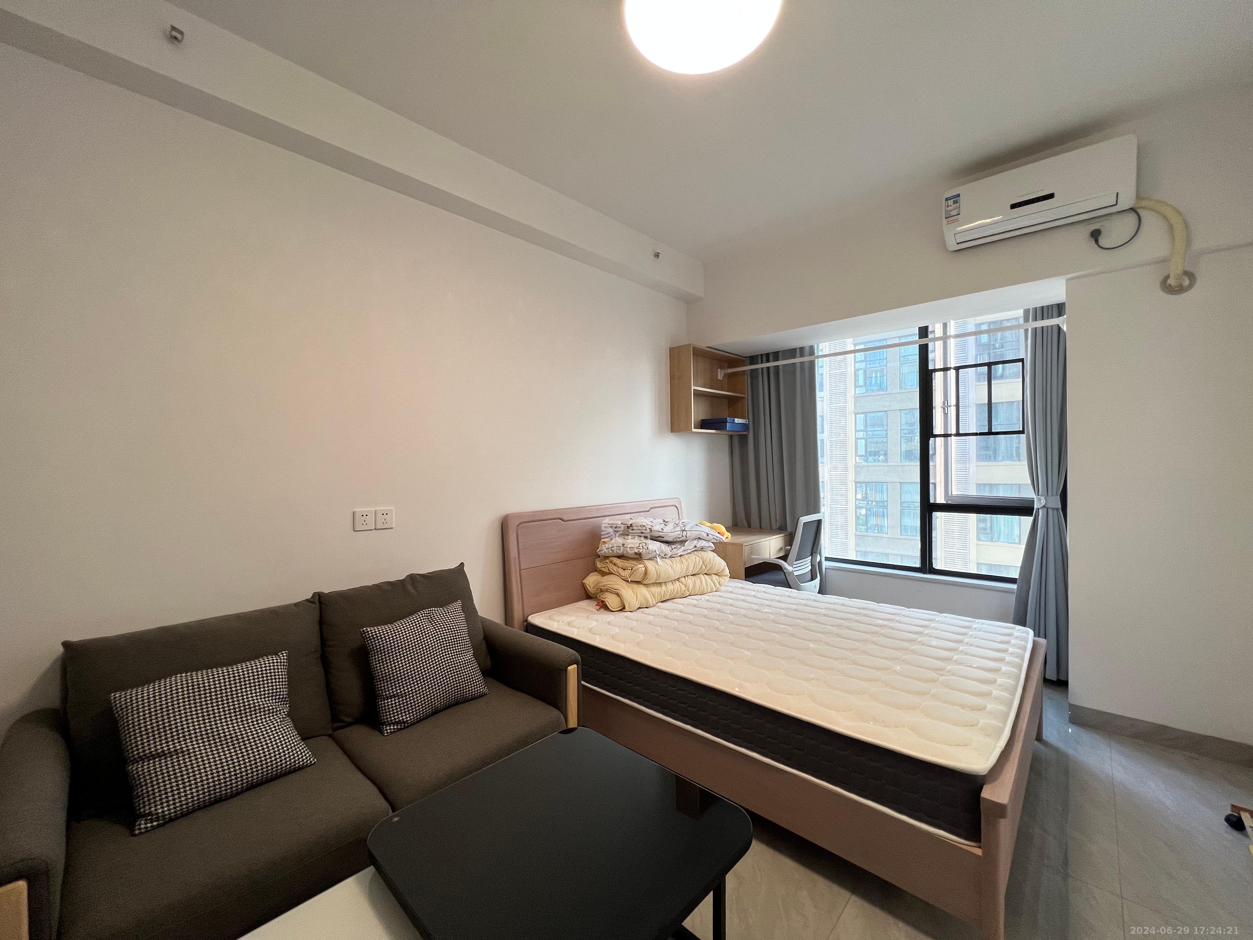 华润翡翠府 1室1厅1卫 1500.0元/月 华润翡翠府 1室1厅1卫 1500.0元/月室内图