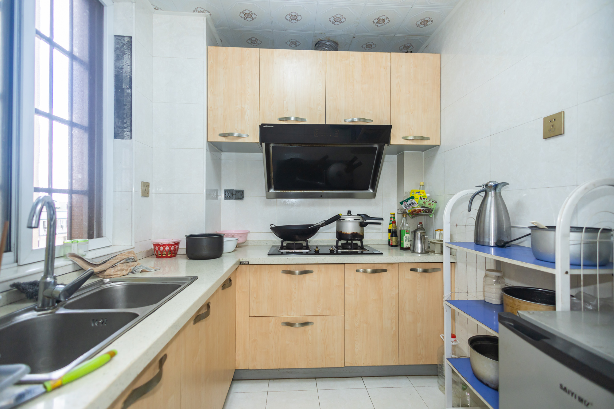 楚天世纪城西苑 3室2厅2卫 79.8万 楚天世纪城西苑 3室2厅2卫 79.8万厨房