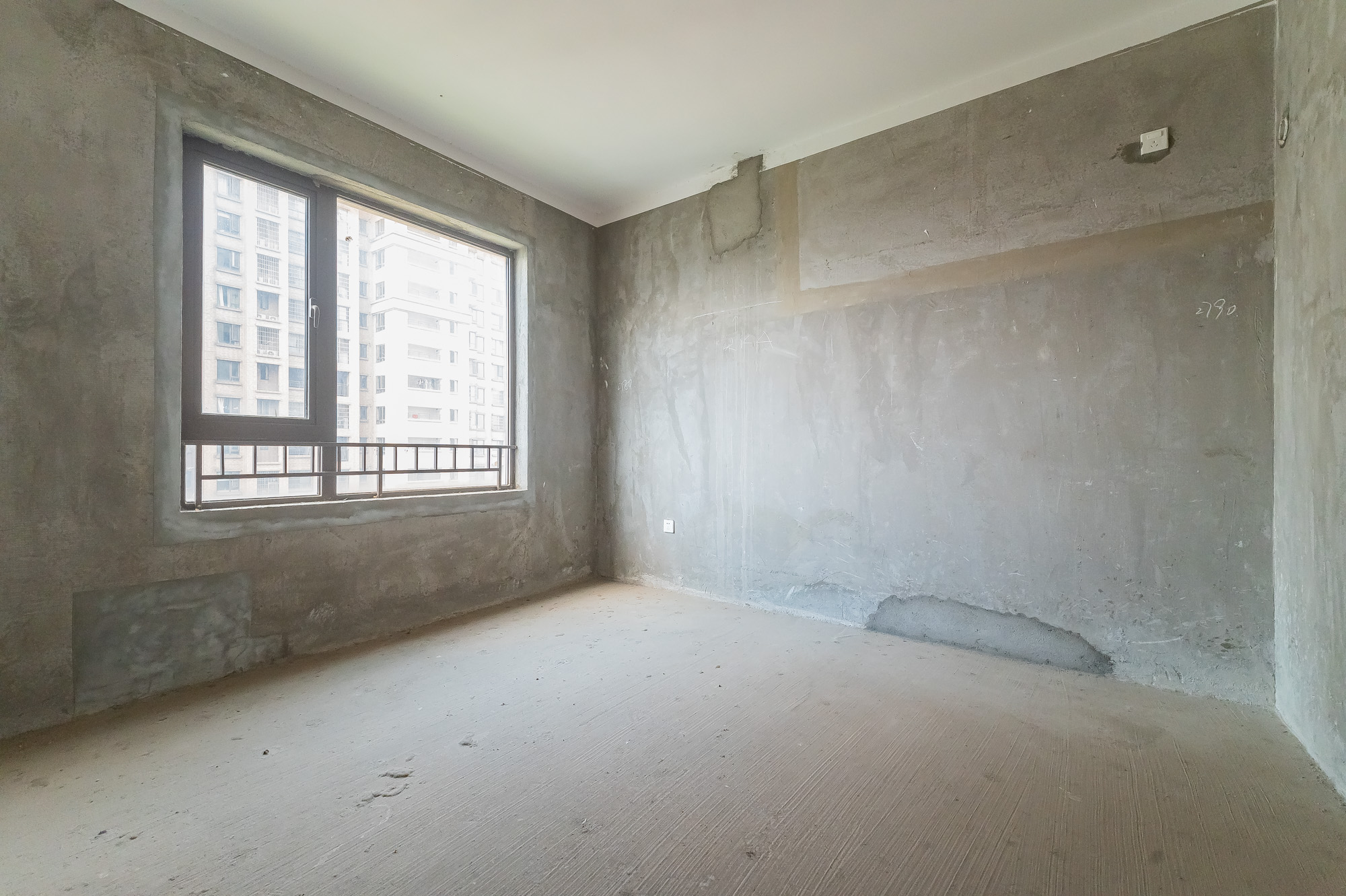 华润五彩城 3室2厅1卫 70.0万 华润五彩城 3室2厅1卫 70.0万其他