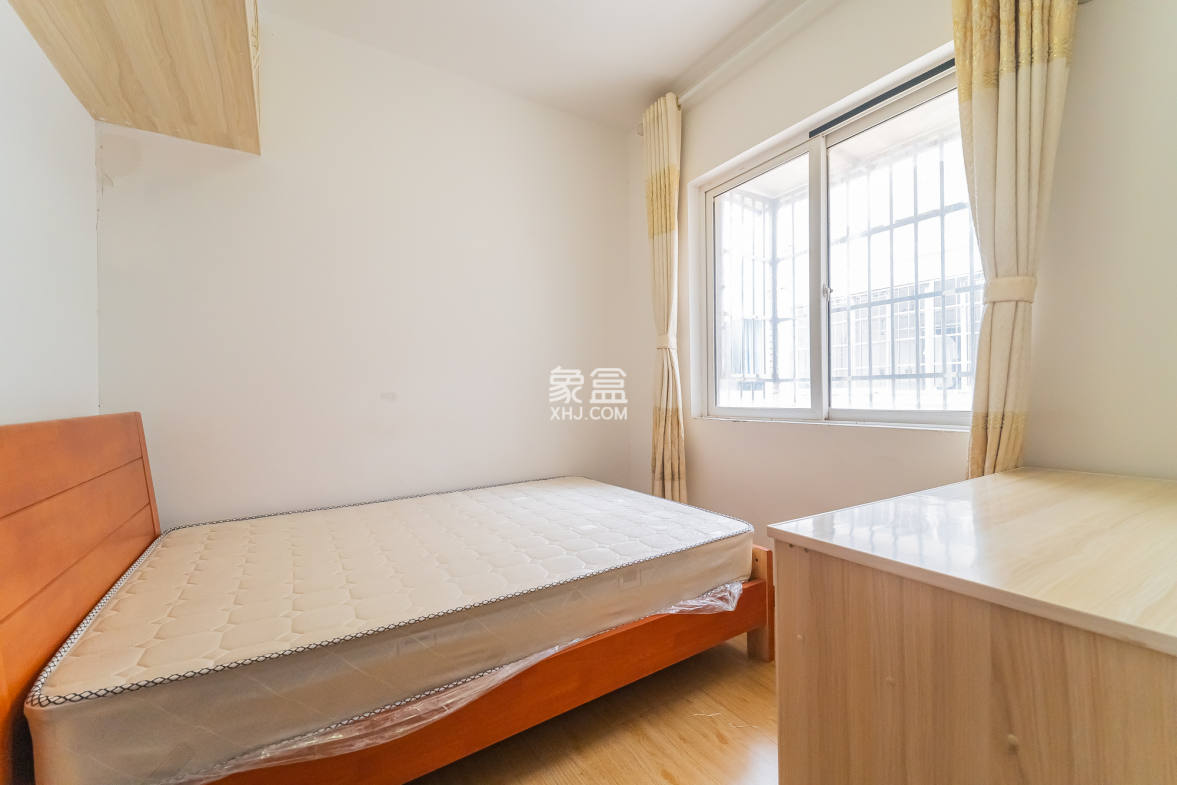 锦璨家园 3室2厅2卫 59.00万 锦璨家园 3室2厅2卫 59.00万卧室