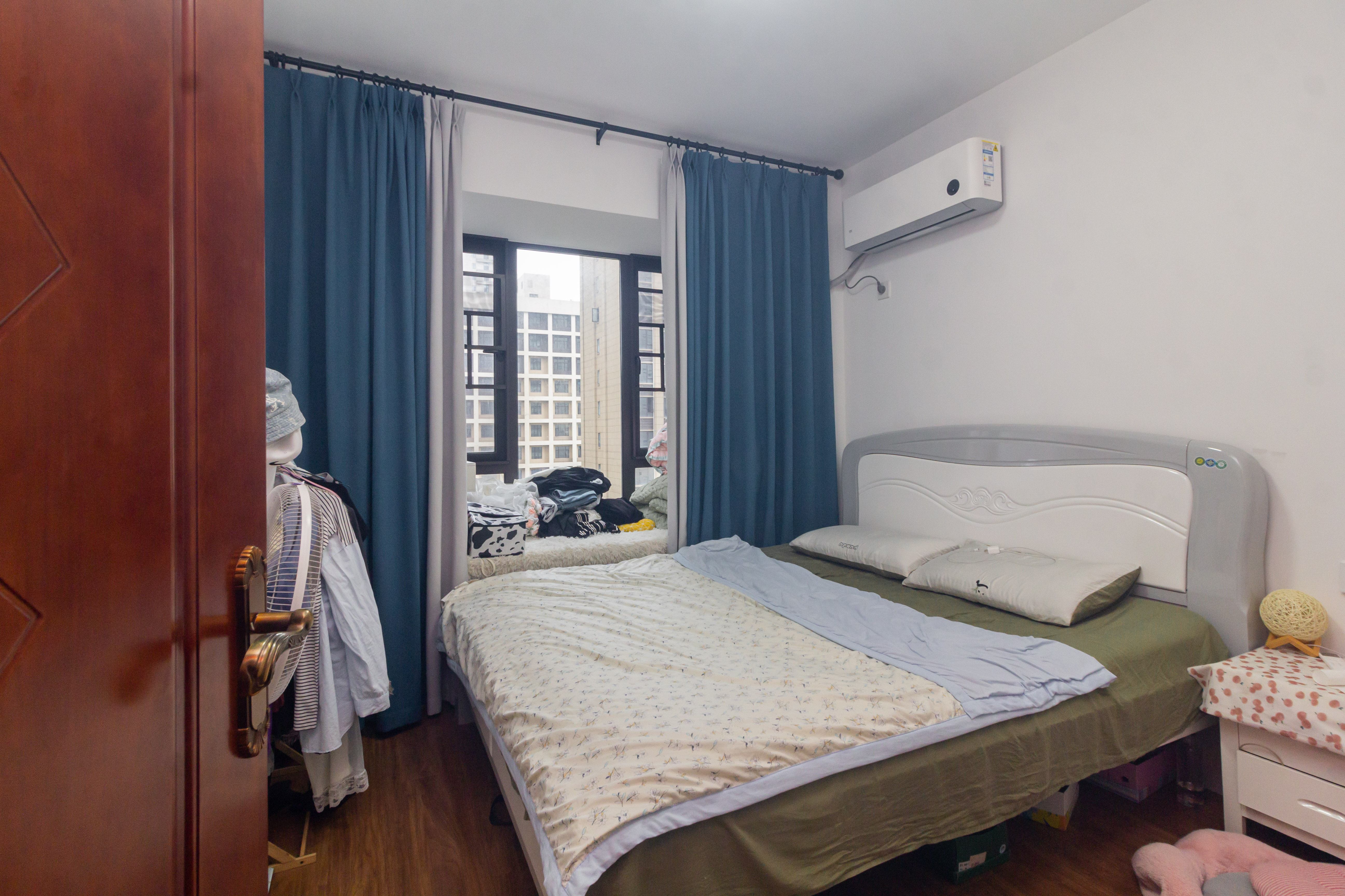 映悦星府  4室1厅2卫    95.0万 映悦星府  4室1厅2卫    95.0万卧室