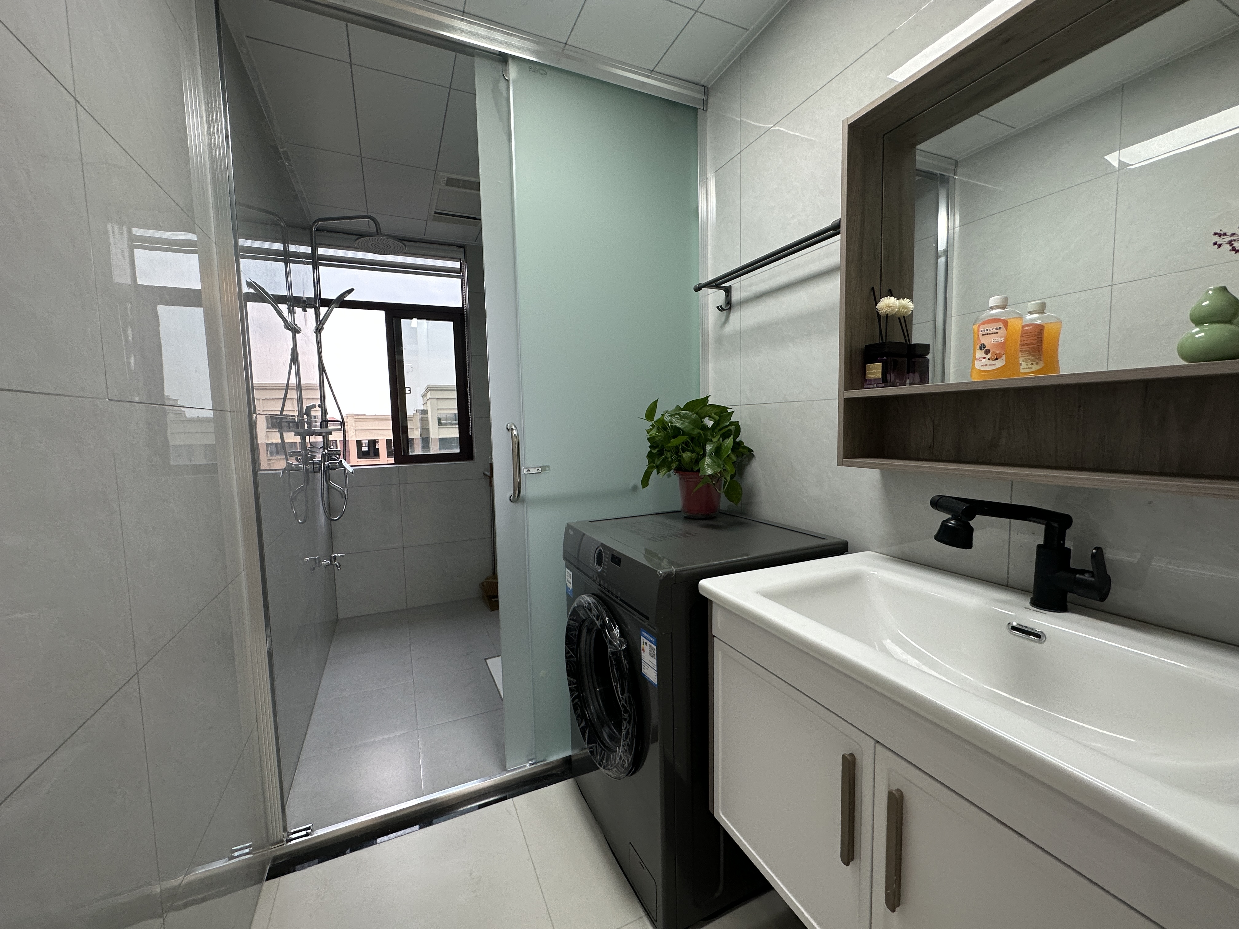 建设家园 3室2厅2卫 75.0万 建设家园 3室2厅2卫 75.0万室内图