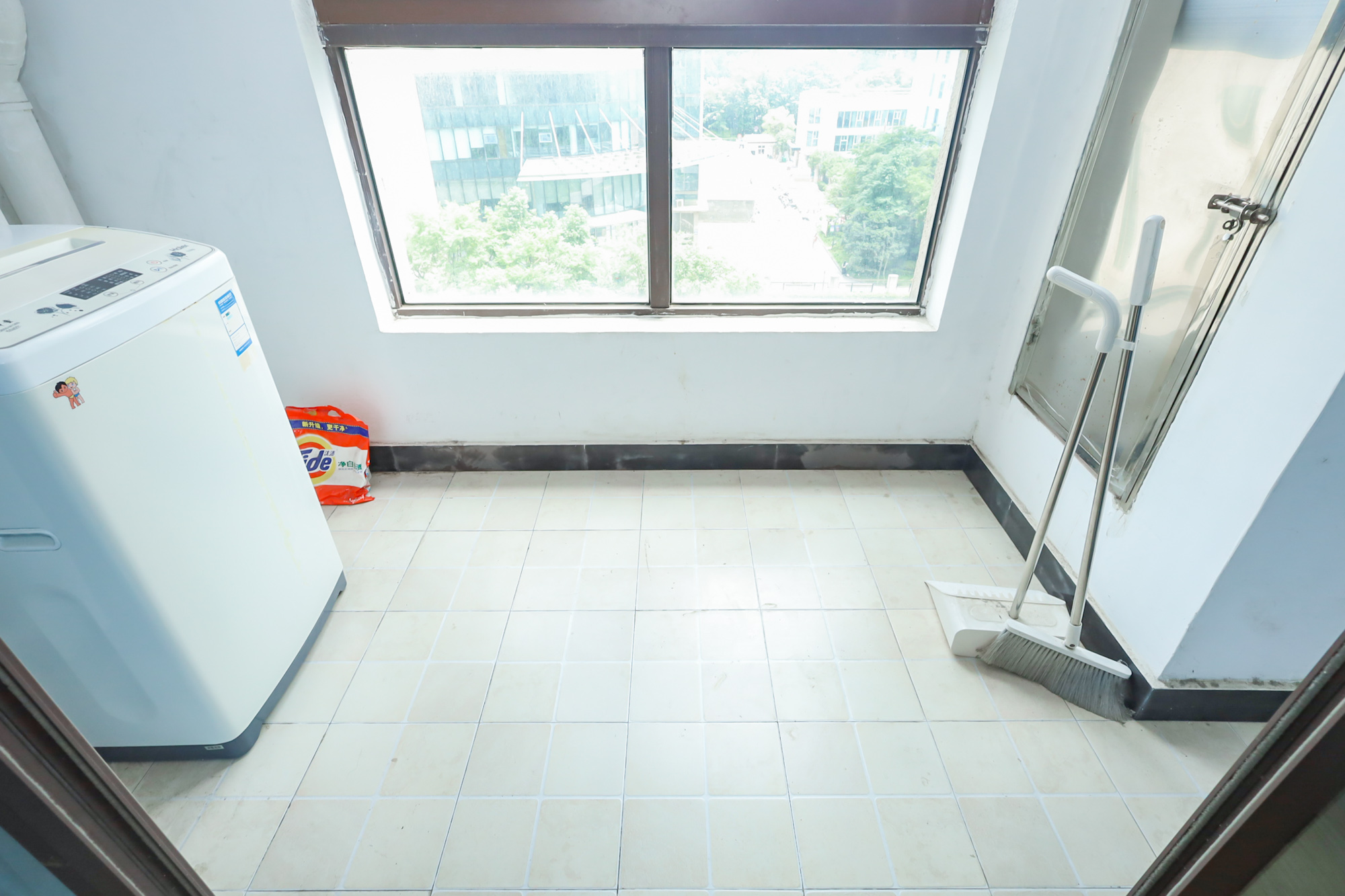 绿地中央广场  2室1厅1卫    72.0万 绿地中央广场  2室1厅1卫    72.0万阳台