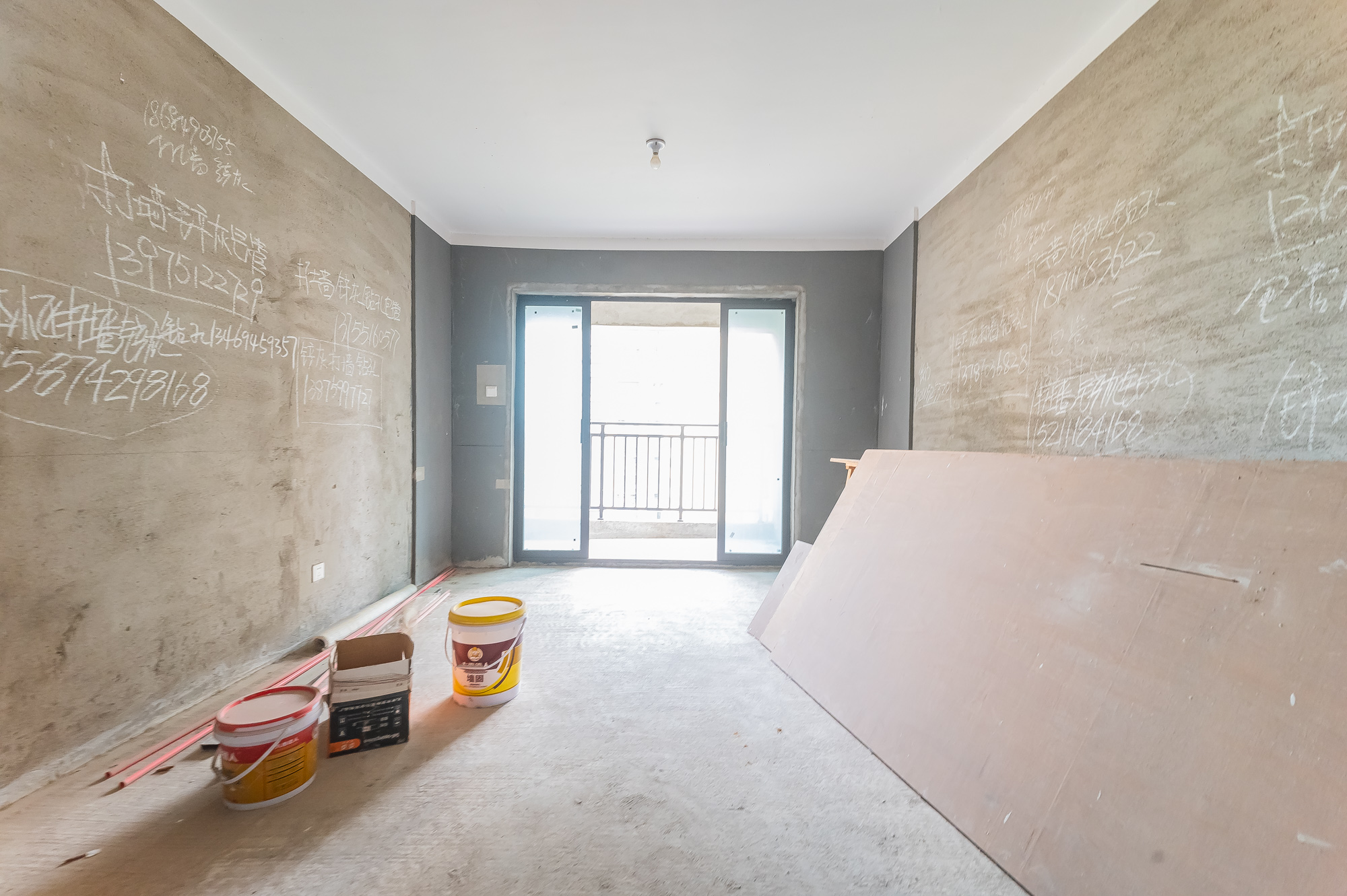 星湖湾二期高层 3室2厅1卫 66.8万 星湖湾二期高层 3室2厅1卫 66.8万客厅