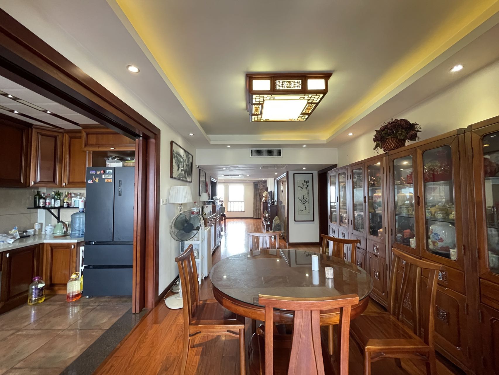 湘银金色阳光 5室2厅2卫 220.0万 湘银金色阳光 5室2厅2卫 220.0万室内图