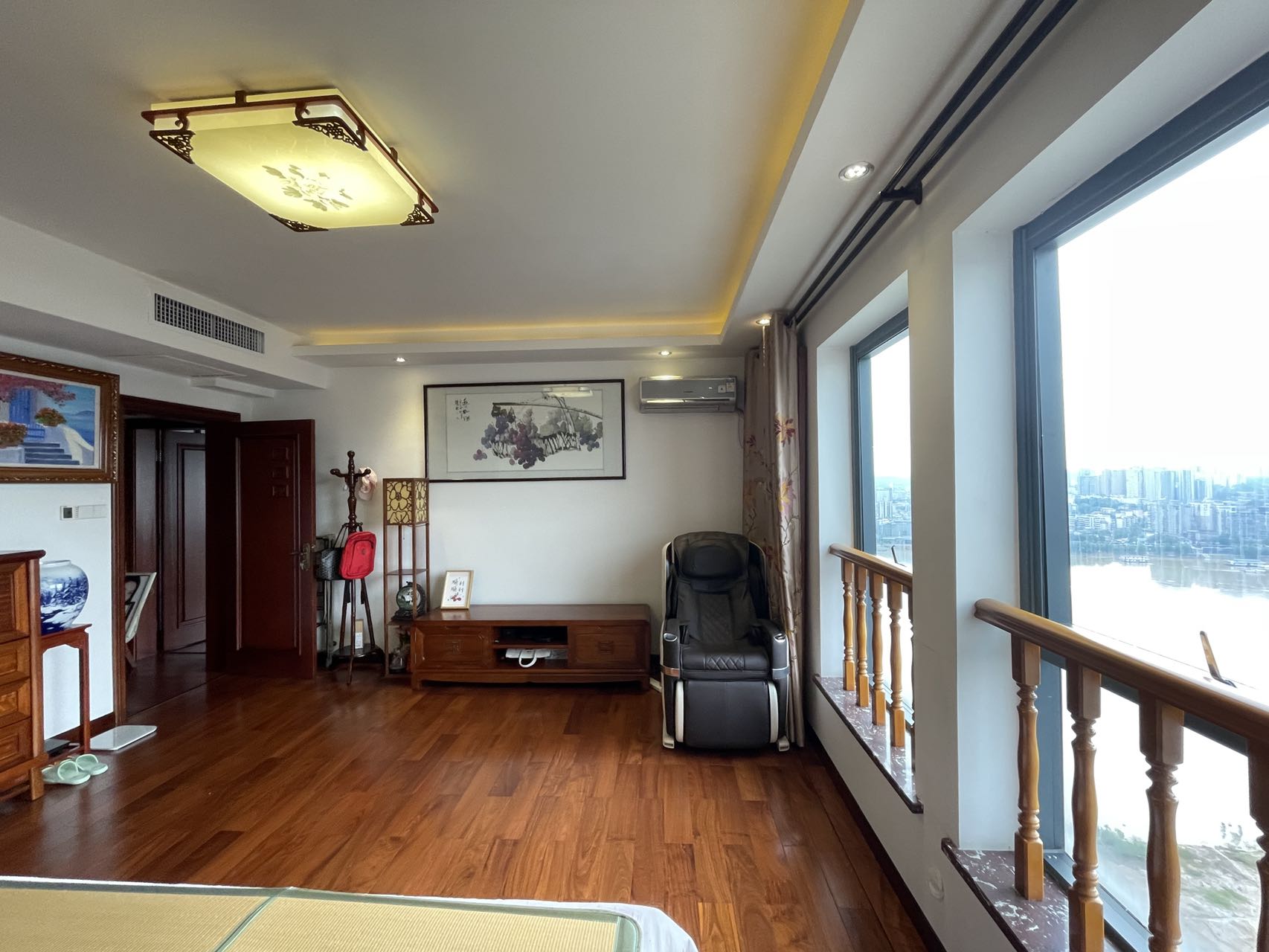 湘银金色阳光 5室2厅2卫 220.0万 湘银金色阳光 5室2厅2卫 220.0万室内图