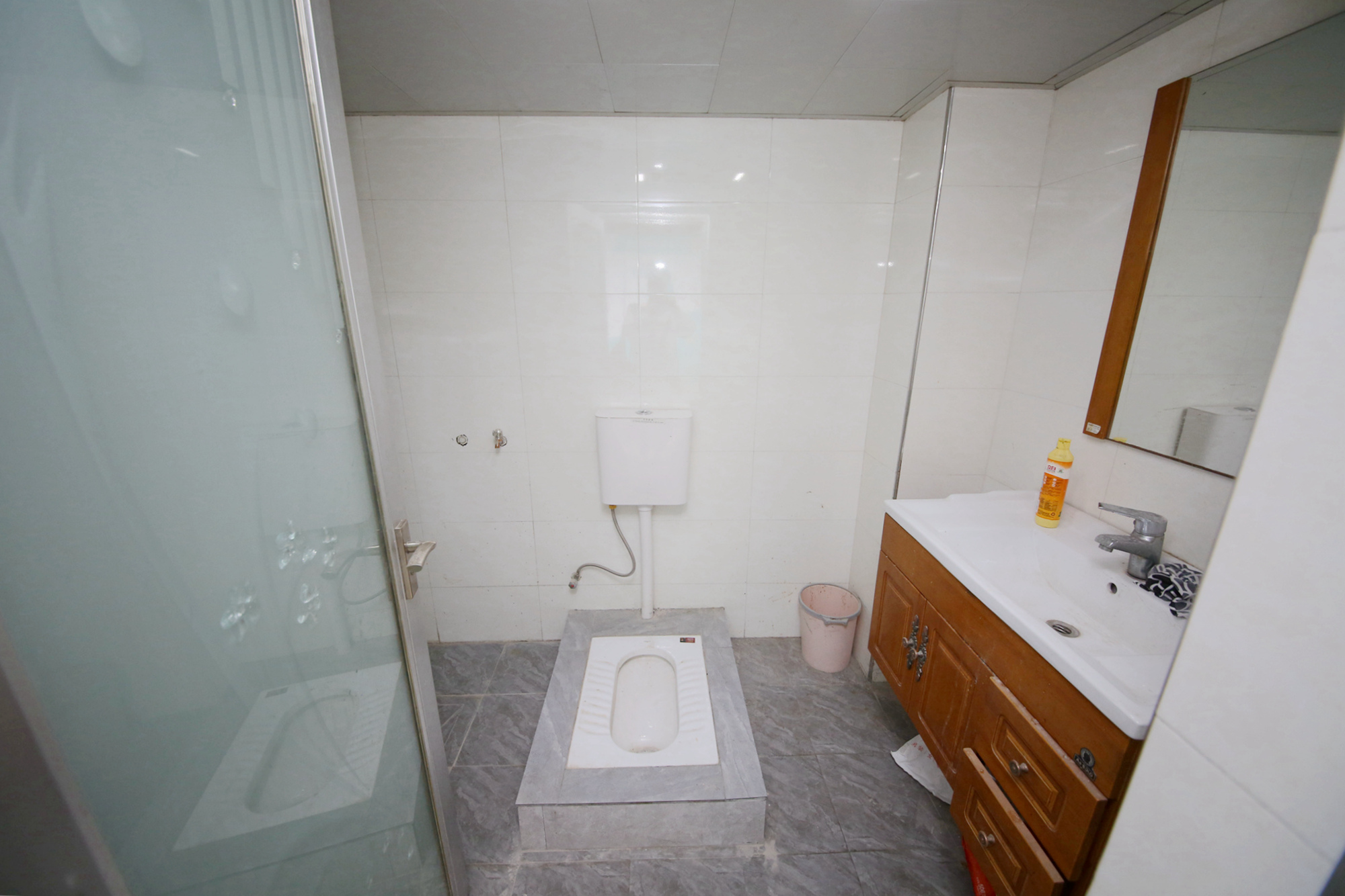 融圣国际  1室1厅1卫    46.0万卫生间