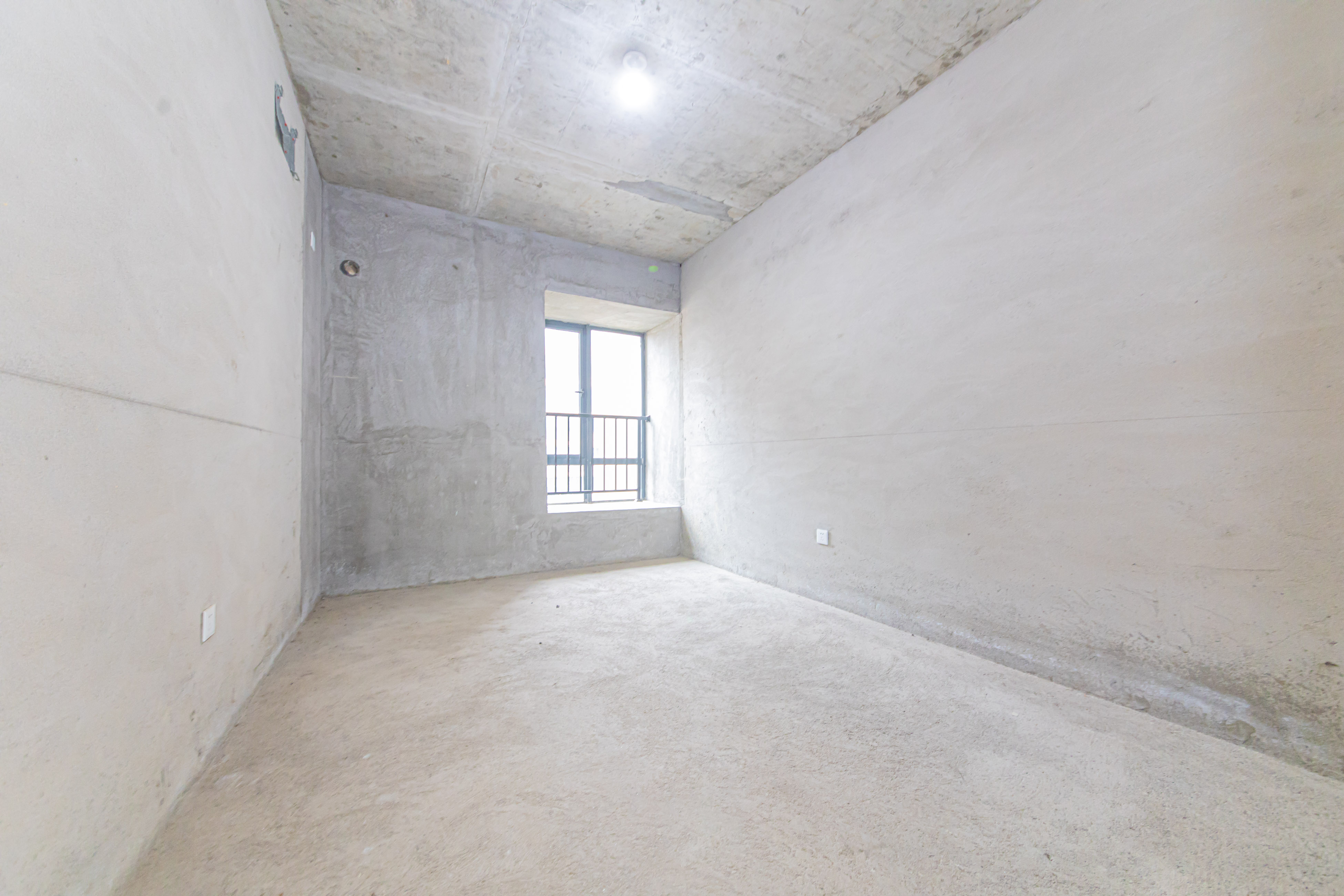 中建芙蓉嘉苑  4室2厅2卫    145.0万卧室