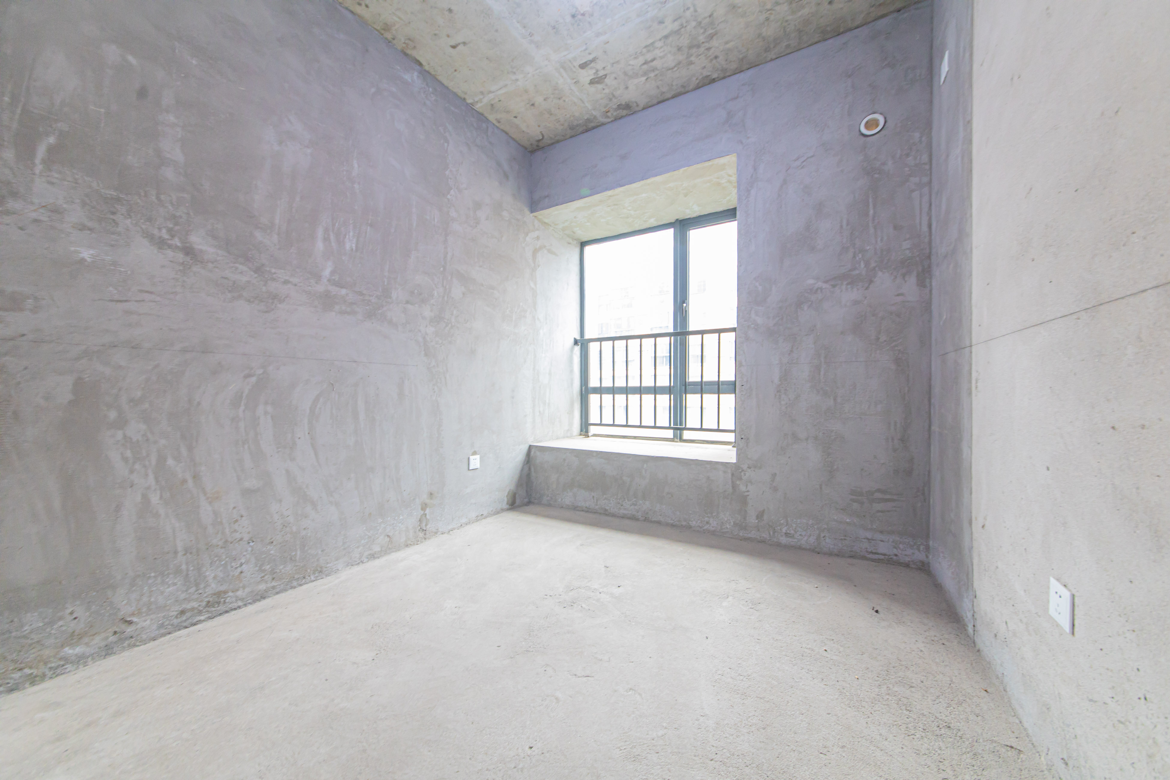 中建芙蓉嘉苑  4室2厅2卫    145.0万卧室