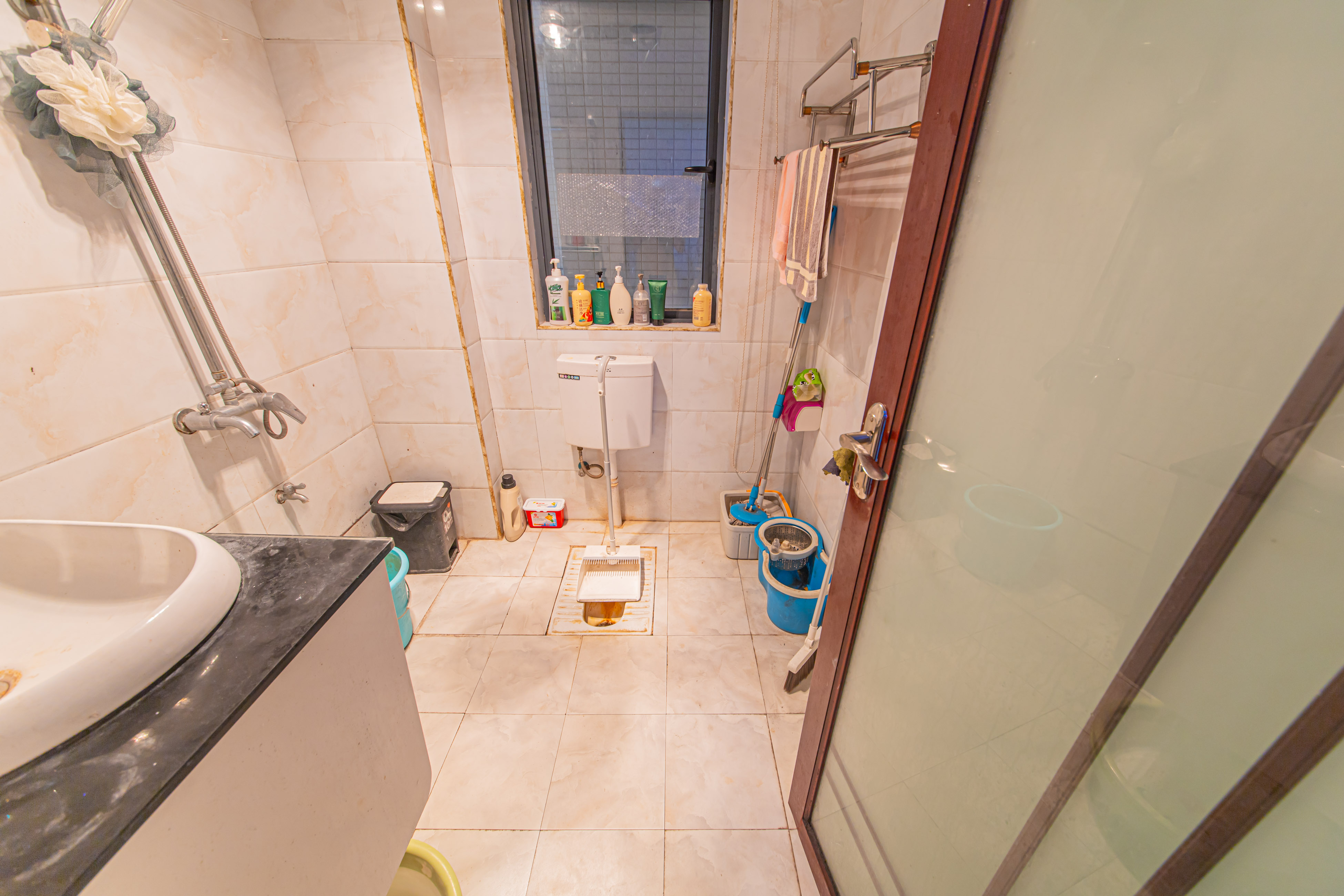 中建芙蓉嘉苑 2室2厅1卫 75.0万 中建芙蓉嘉苑 2室2厅1卫 75.0万卫生间