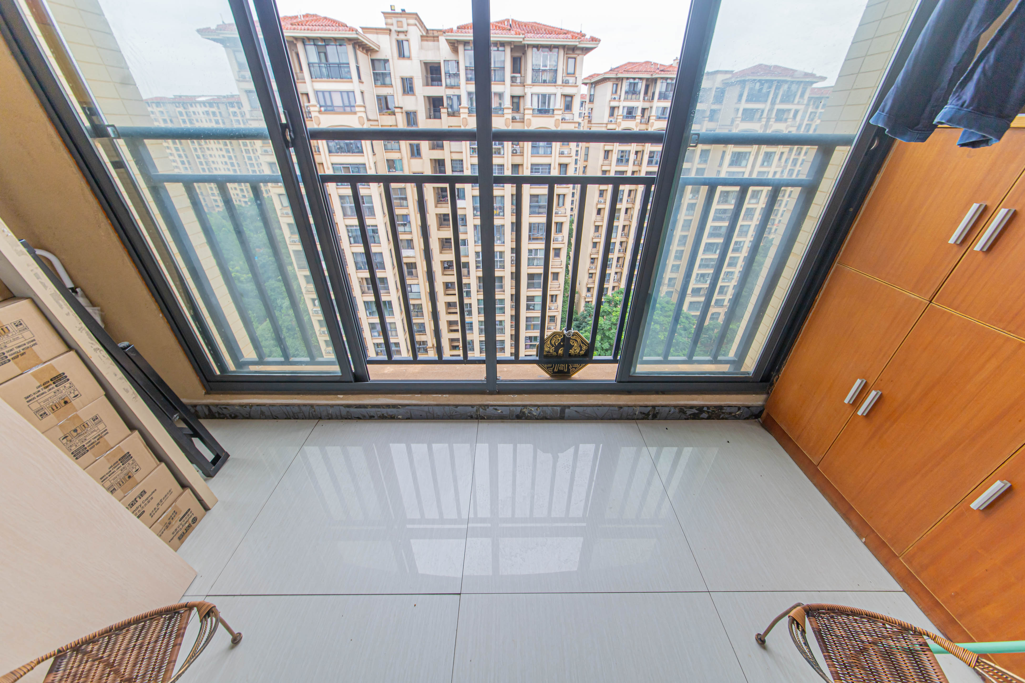 中建芙蓉嘉苑 2室2厅1卫 75.0万 中建芙蓉嘉苑 2室2厅1卫 75.0万阳台