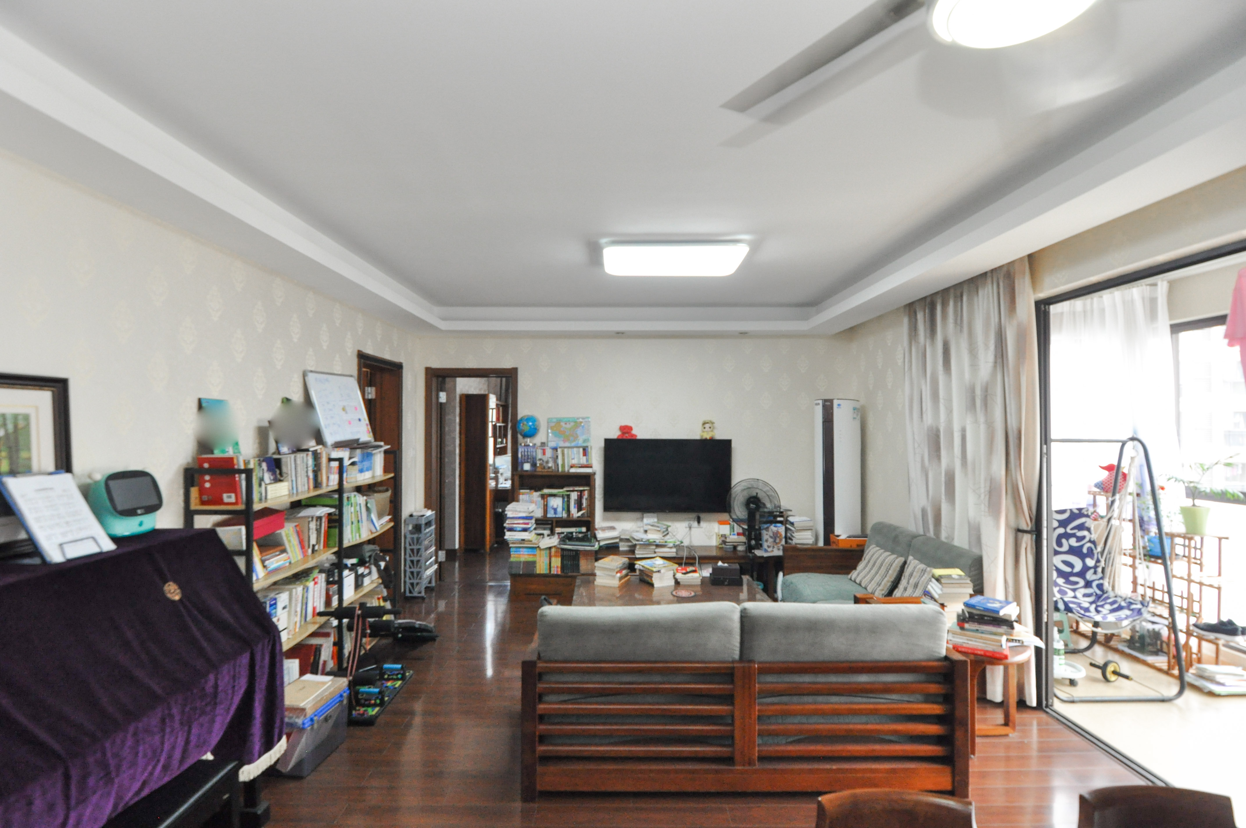 万科里梅溪郡 3室2厅2卫 208.0万 万科里梅溪郡 3室2厅2卫 208.0万客厅