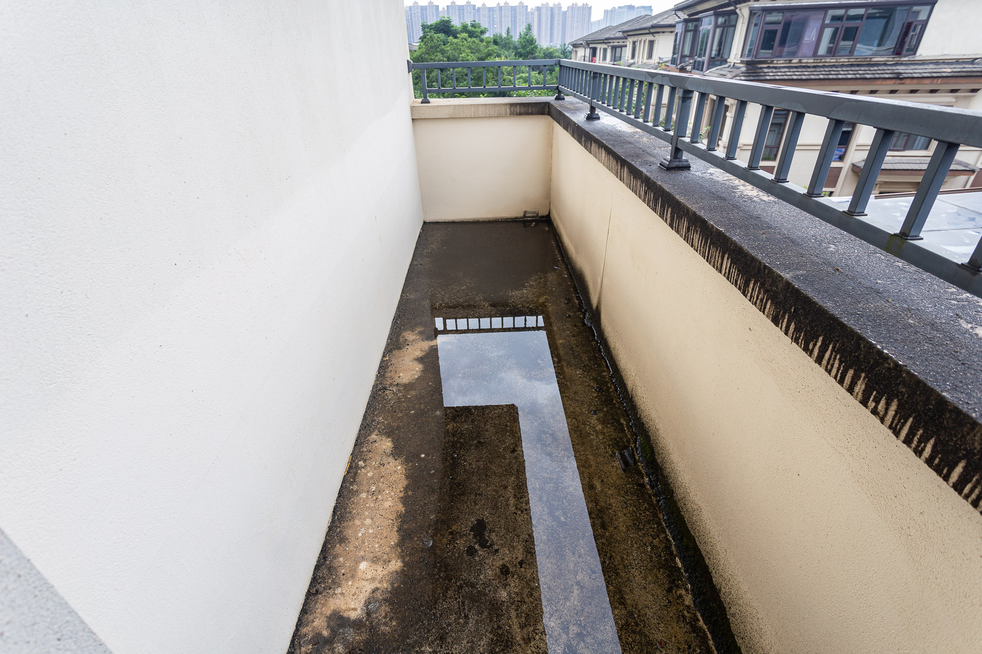龙湖湘风原著（龙湖湘风星城）  7室4厅6卫   750.00万阳台
