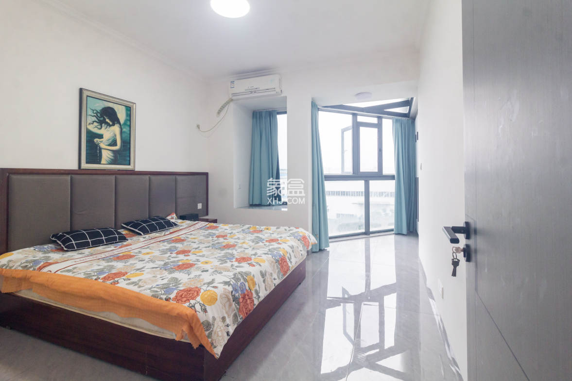 福天星中心(福天星雅苑) 4室2厅2卫 196.8万 福天星中心(福天星雅苑) 4室2厅2卫 196.8万卧室