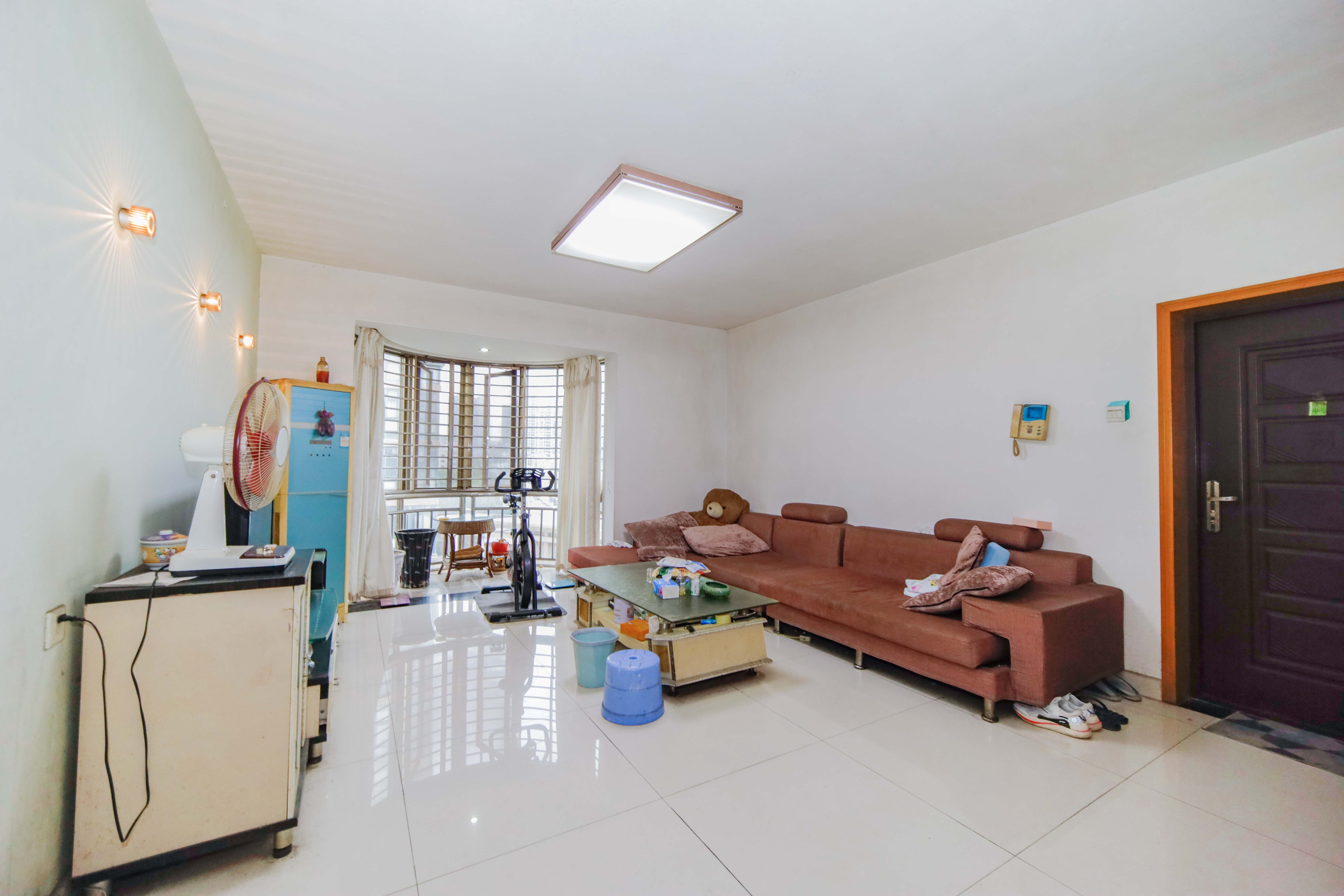 德馨园 3室2厅1卫 90.0万 德馨园 3室2厅1卫 90.0万客厅