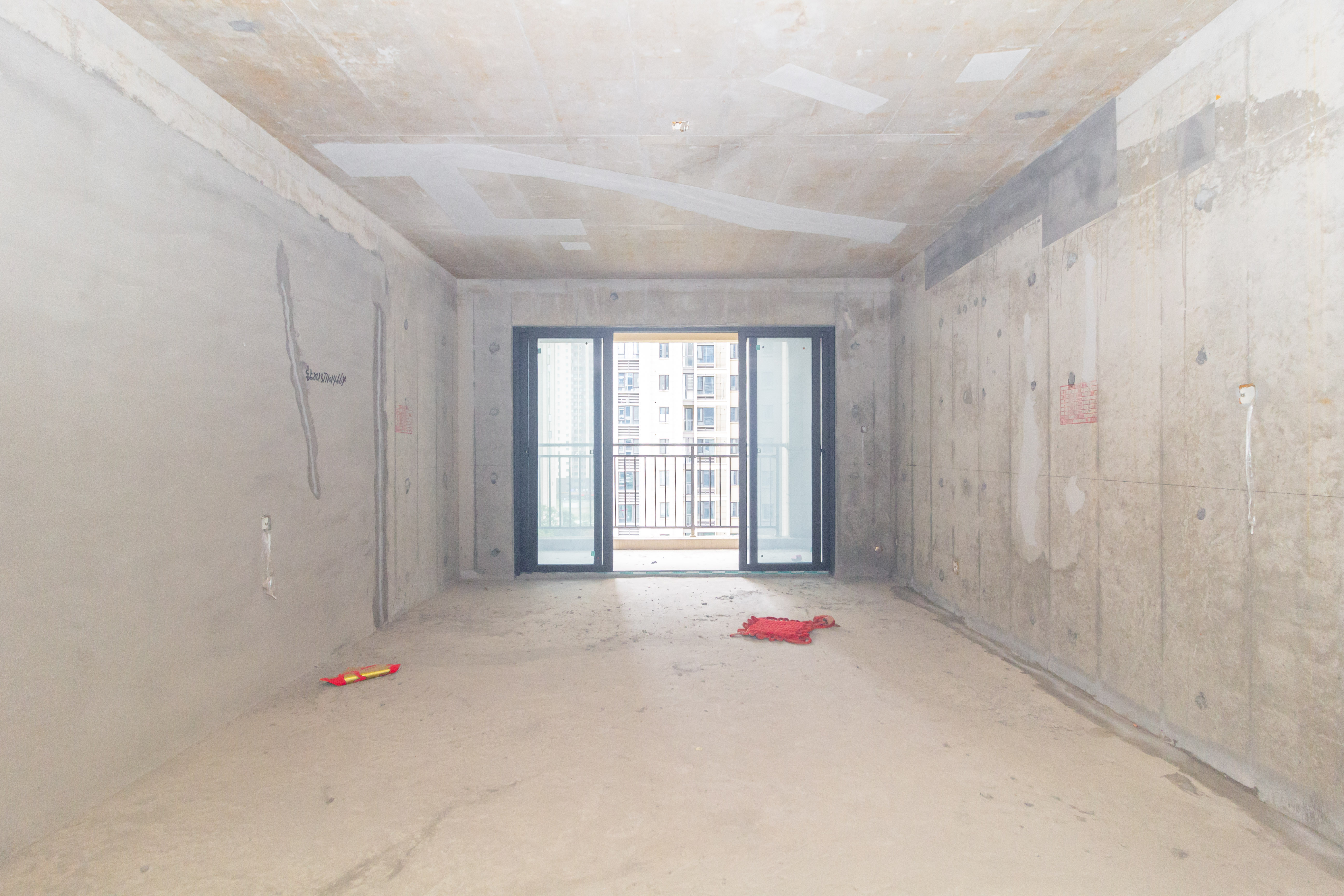 映悦星府  4室2厅2卫    102.8万 映悦星府  4室2厅2卫    102.8万