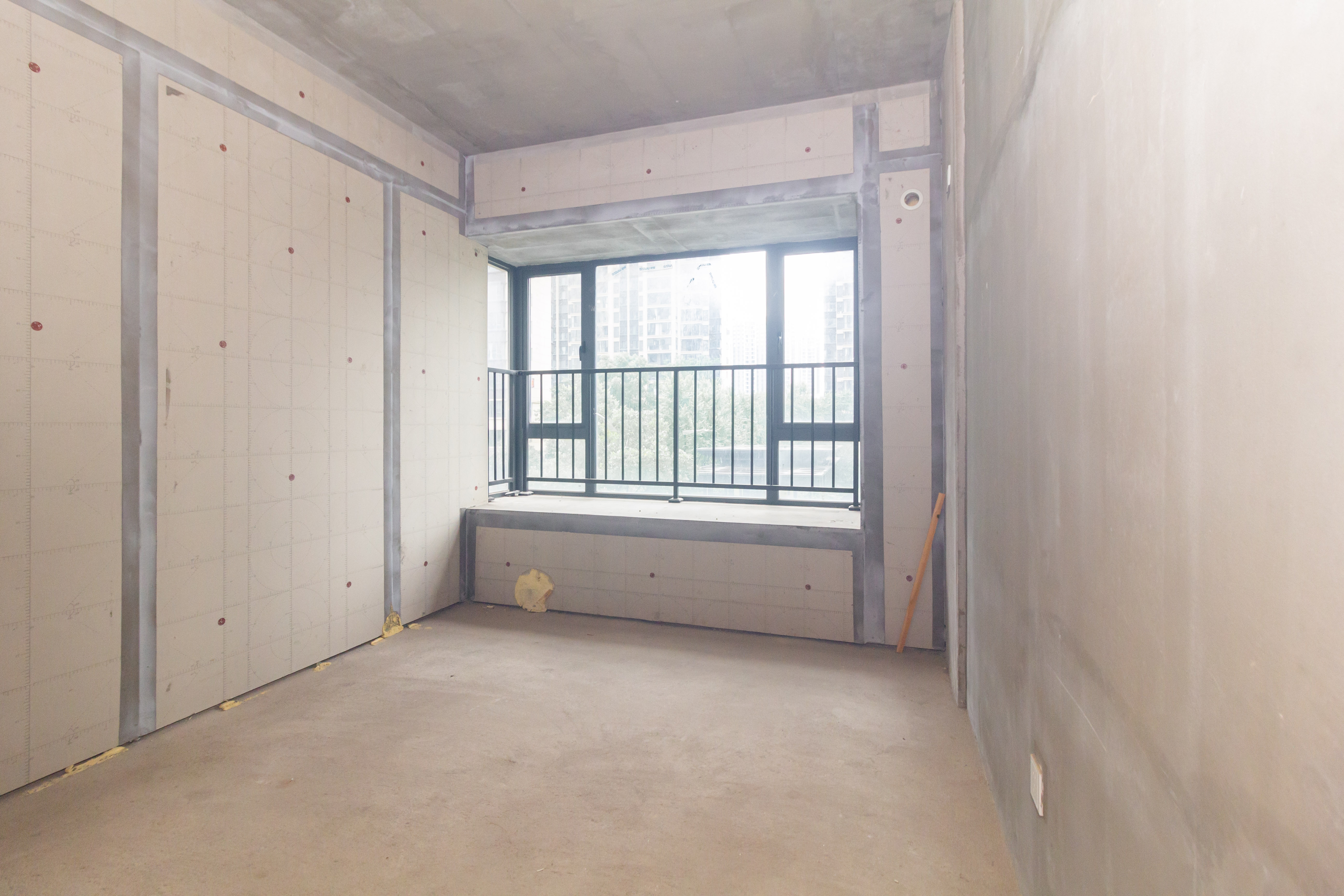 日盛湖湘花苑 4室2厅2卫 95.8万 日盛湖湘花苑 4室2厅2卫 95.8万卧室