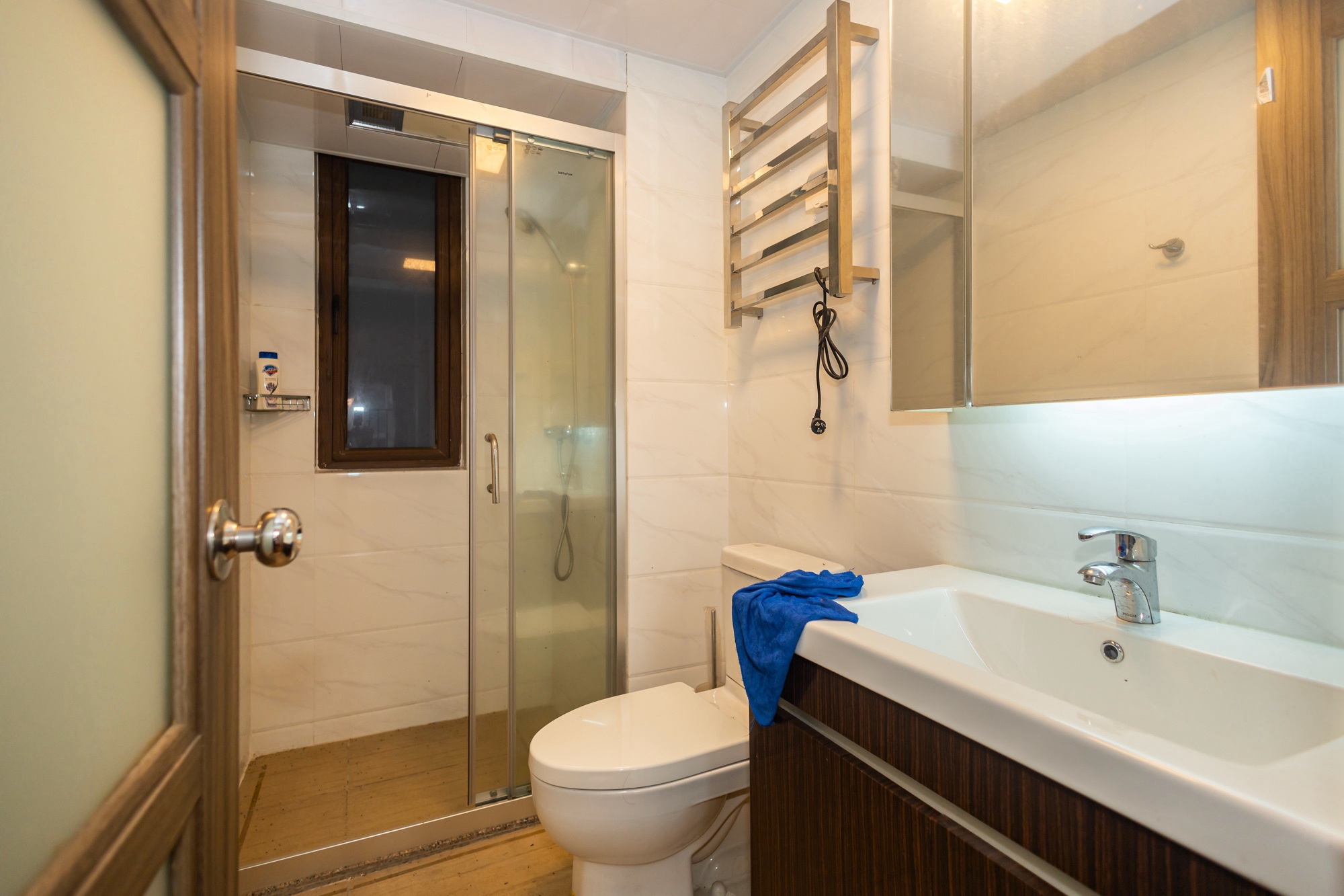 碧桂园中央花园  3室2厅2卫    88.0万 碧桂园中央花园  3室2厅2卫    88.0万卫生间