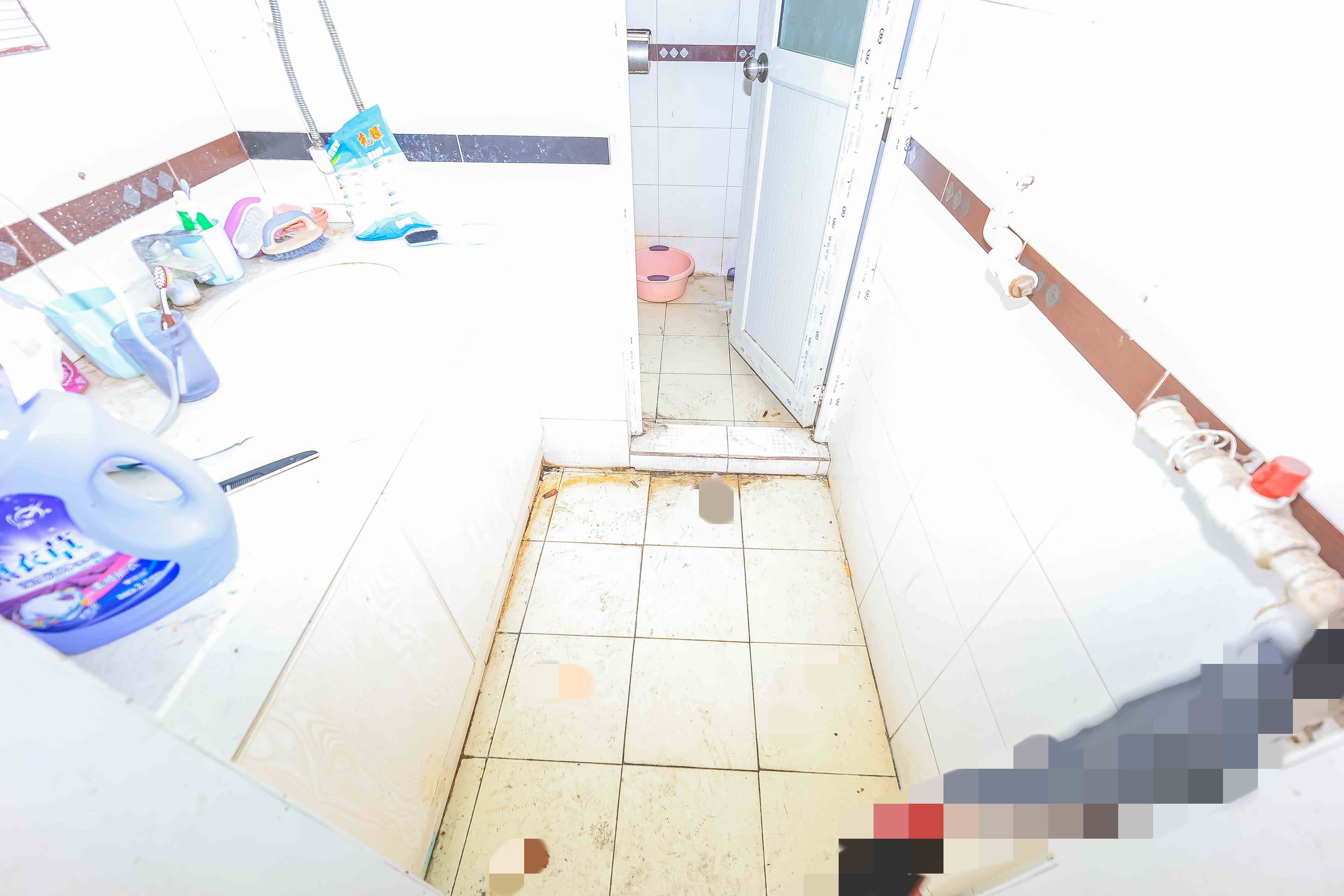 永宏阁  3室2厅2卫   84.00万卫生间