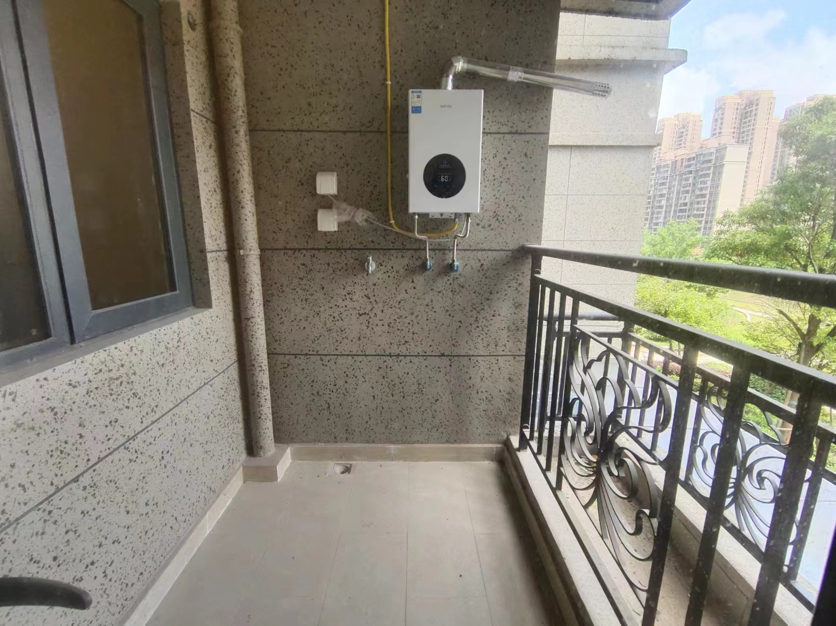 恒大华府 4室2厅2卫 89.8万 恒大华府 4室2厅2卫 89.8万室内图