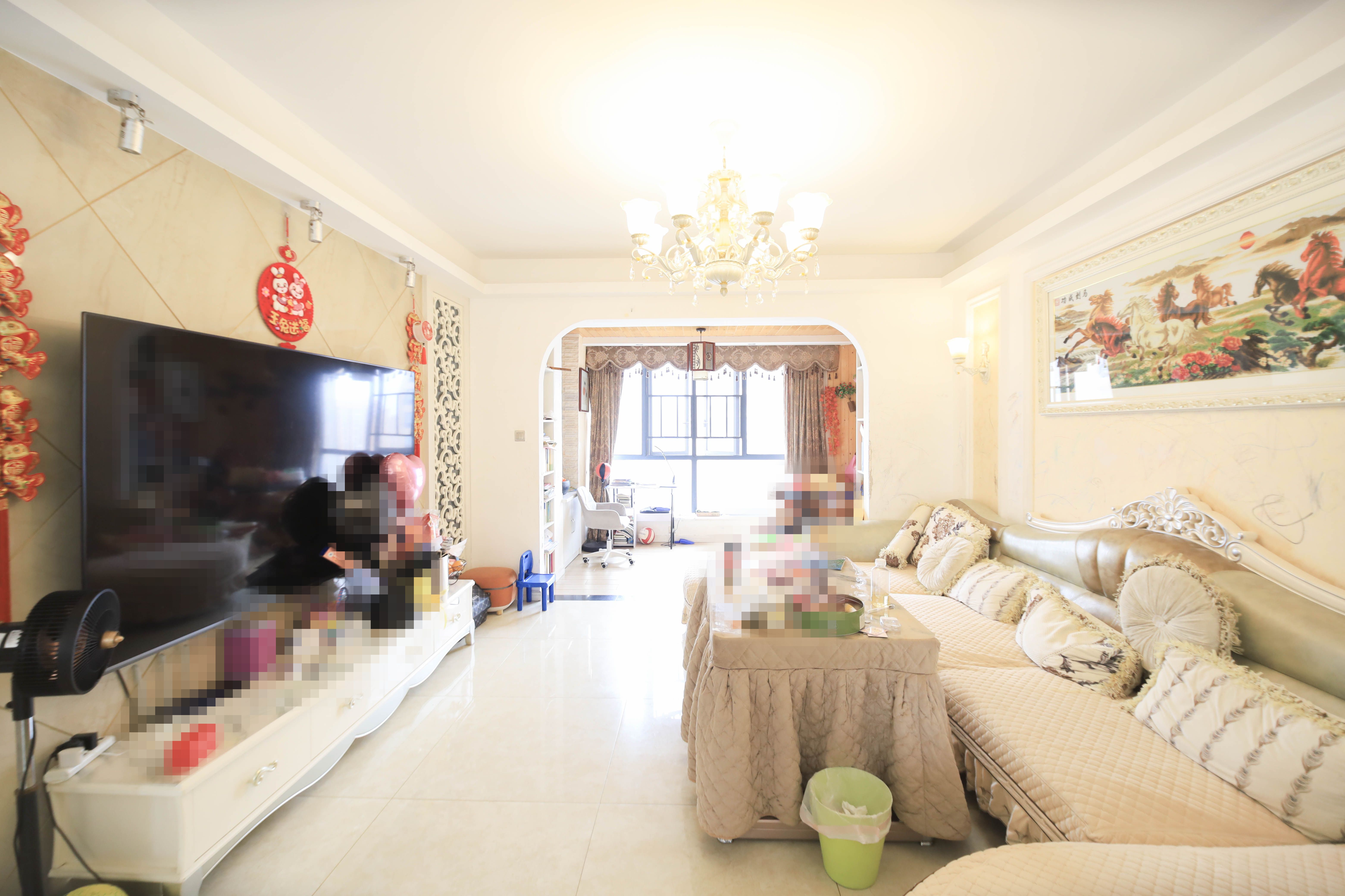 五矿万境水岸二期（五矿万境水岸和苑）  3室2厅2卫    148.0万客厅