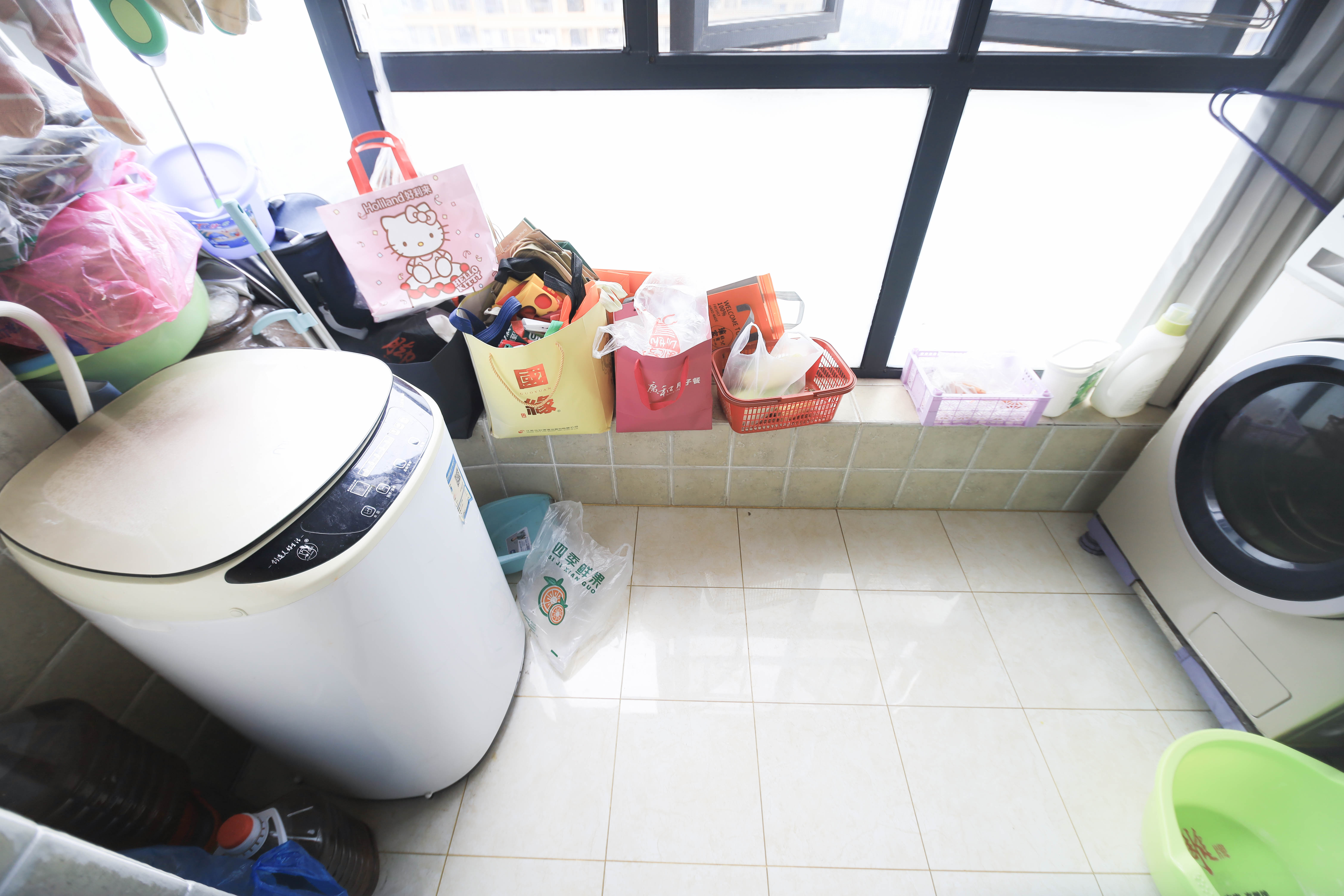 五矿万境水岸二期（五矿万境水岸和苑）  3室2厅2卫    148.0万阳台