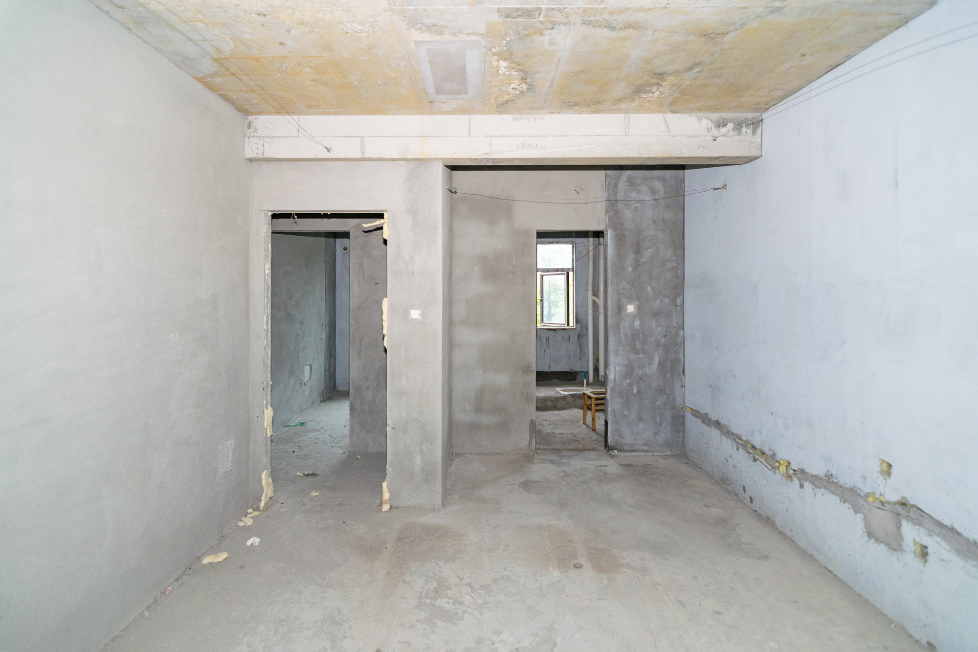 大汉汉府一期  5室2厅2卫    85.0万 大汉汉府一期  5室2厅2卫    85.0万卧室