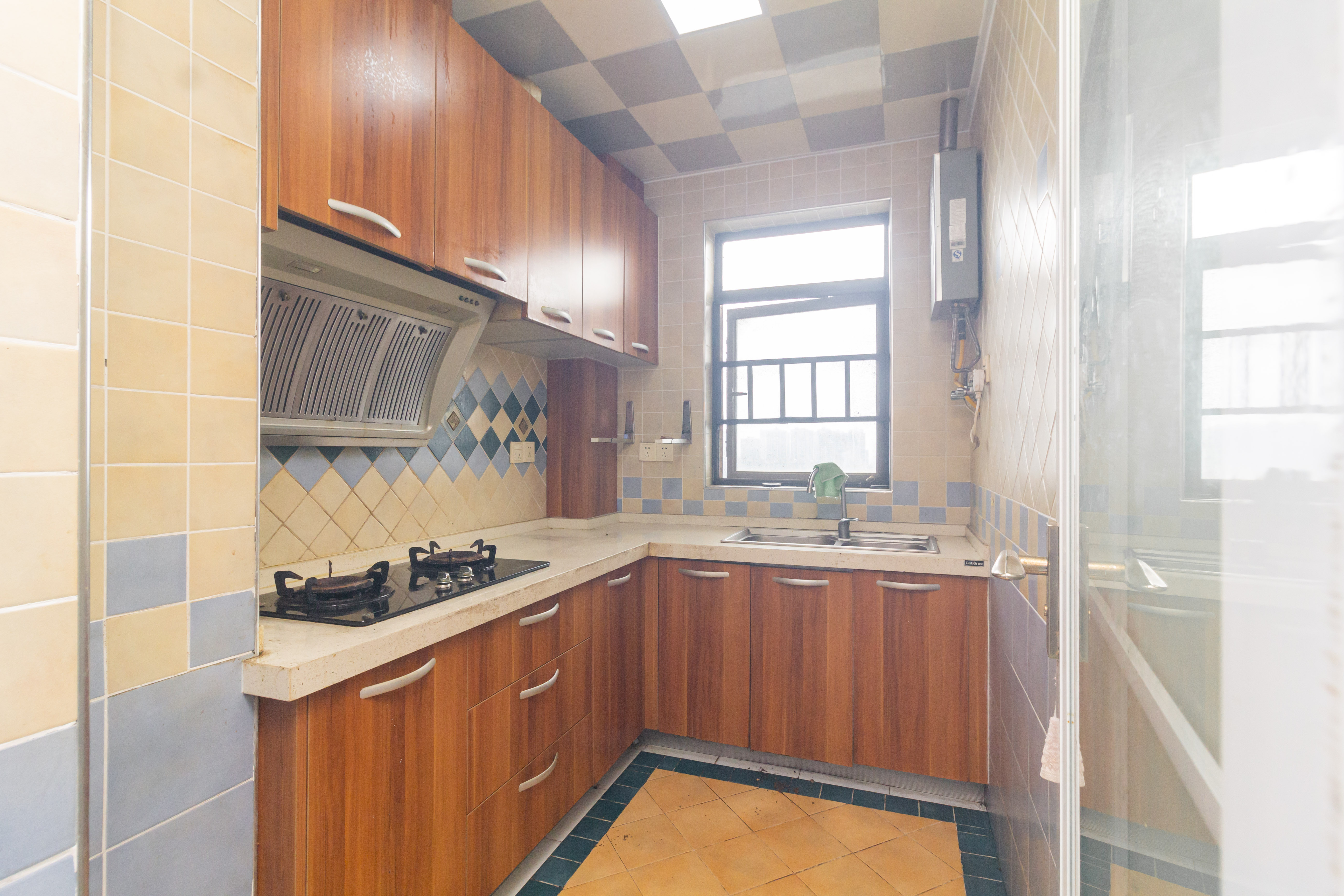 中国铁建国际城二期 3室2厅1卫 59.8万 中国铁建国际城二期 3室2厅1卫 59.8万厨房