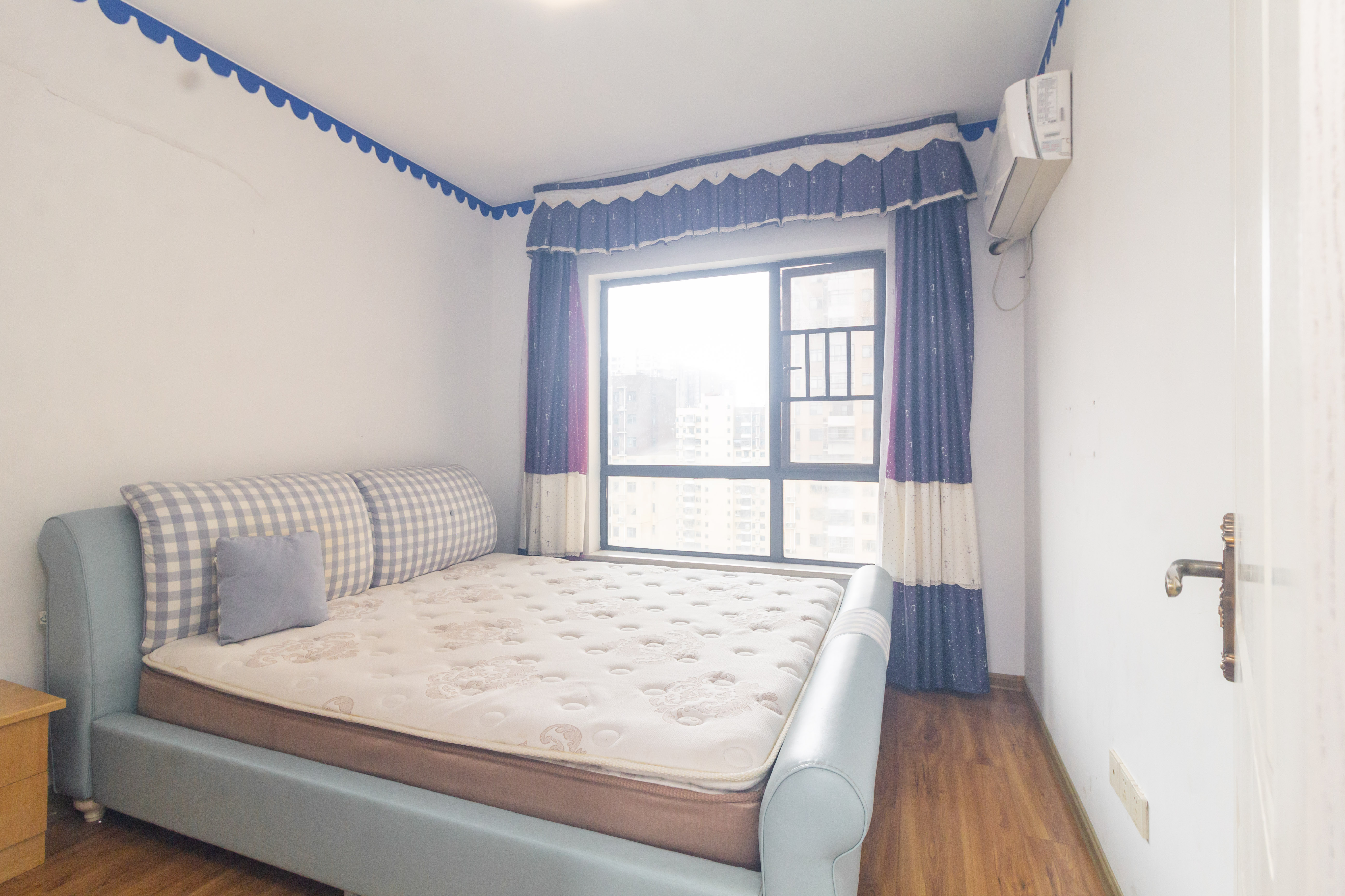 中国铁建国际城二期 3室2厅1卫 59.8万 中国铁建国际城二期 3室2厅1卫 59.8万卧室