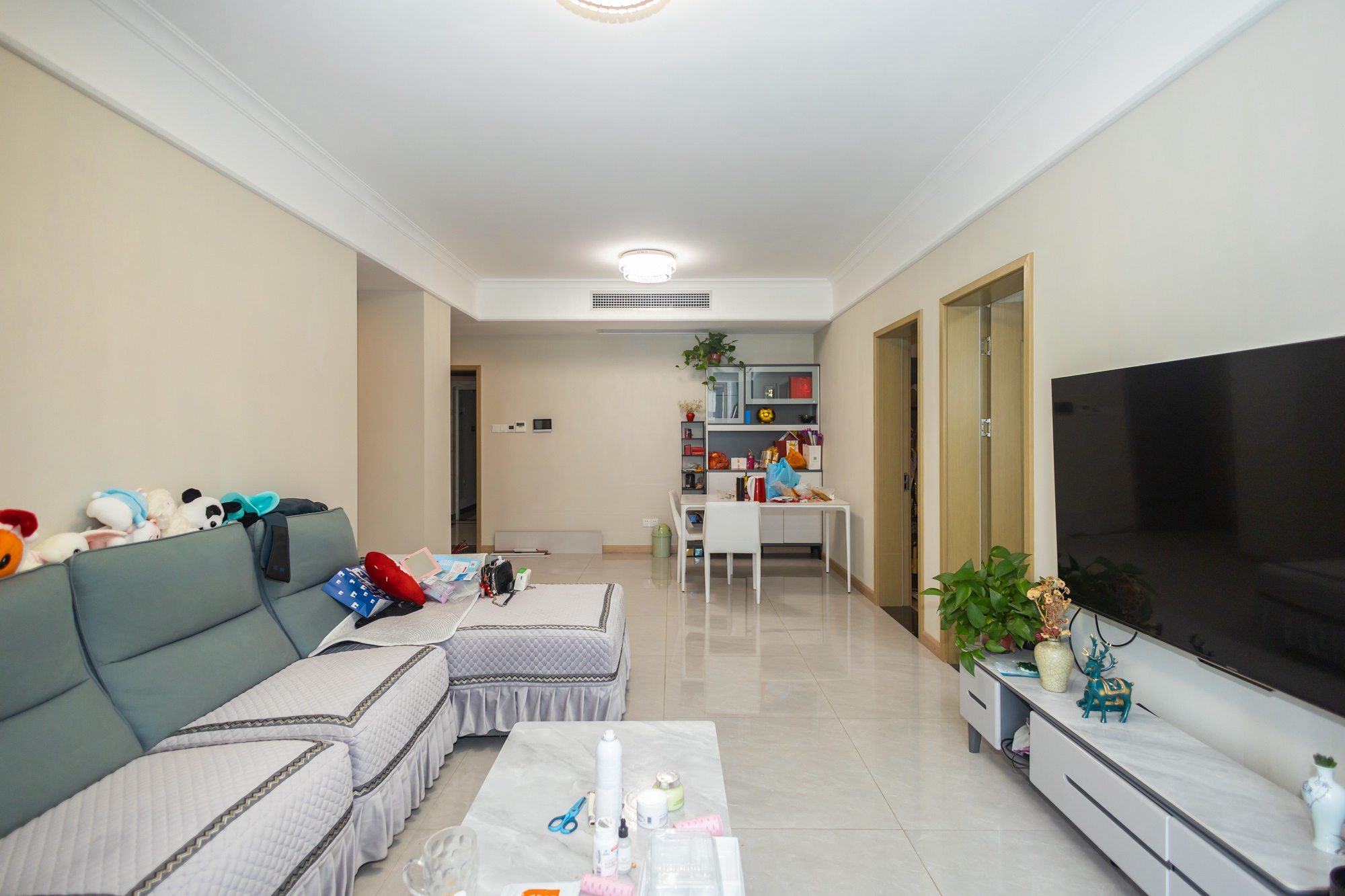 运达锦绣广场  3室2厅1卫    110.0万 运达锦绣广场  3室2厅1卫    110.0万客厅