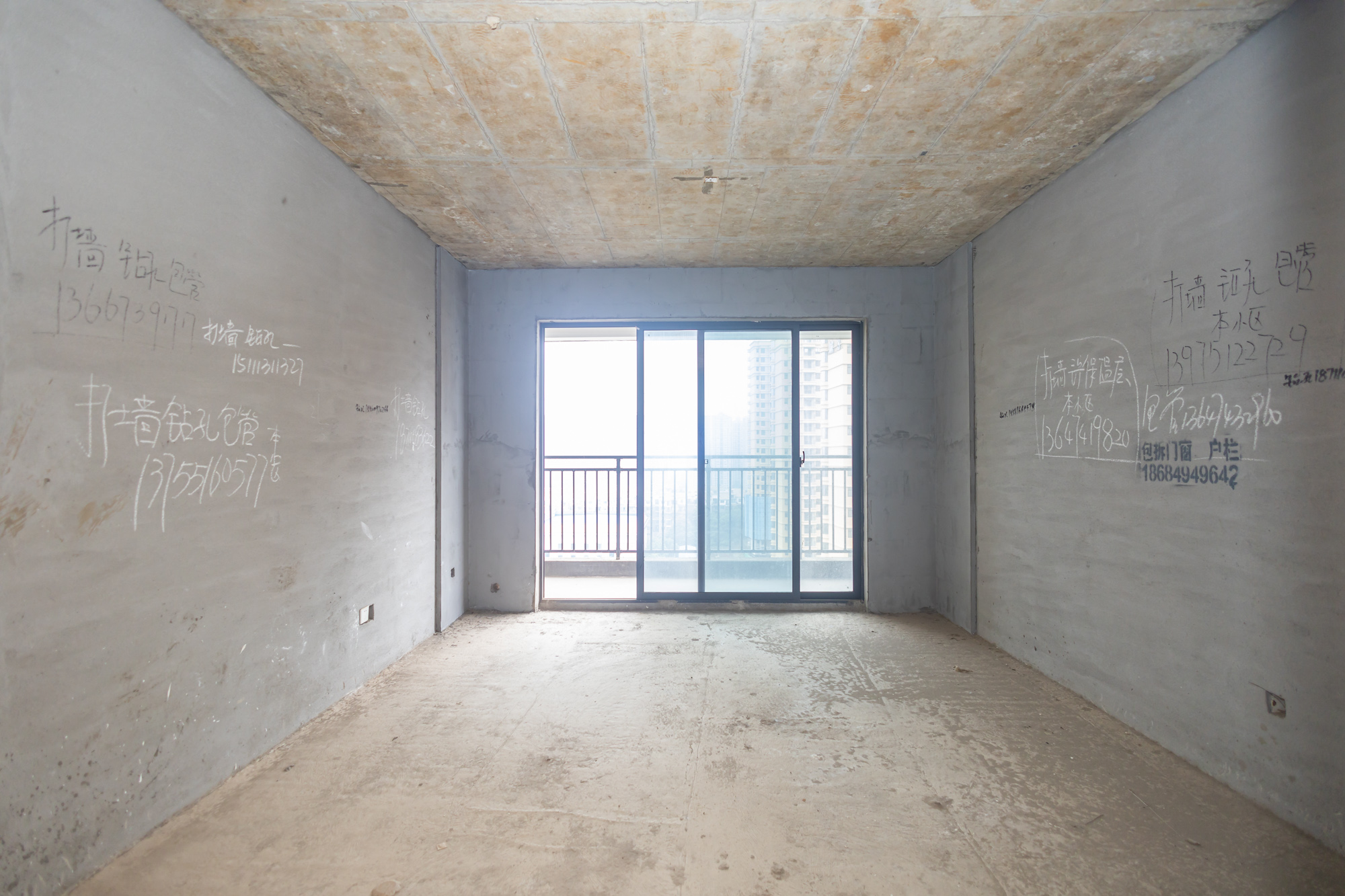 永宏万家里 3室1厅1卫 79.8万 永宏万家里 3室1厅1卫 79.8万客厅