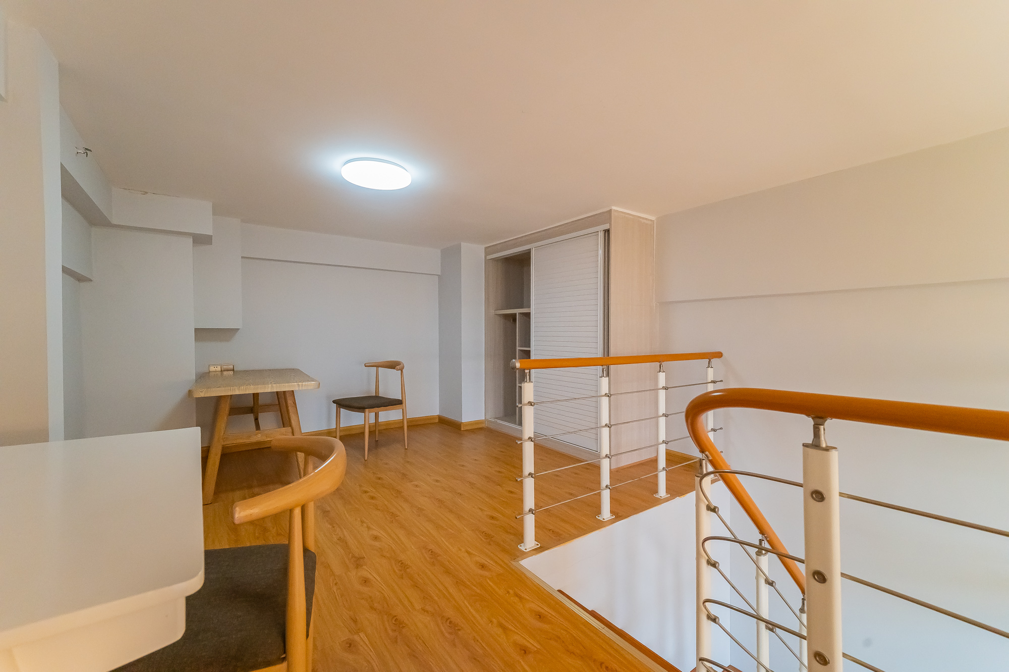 华润置地广场二期  2室1厅1卫    25.8万 华润置地广场二期  2室1厅1卫    25.8万卧室