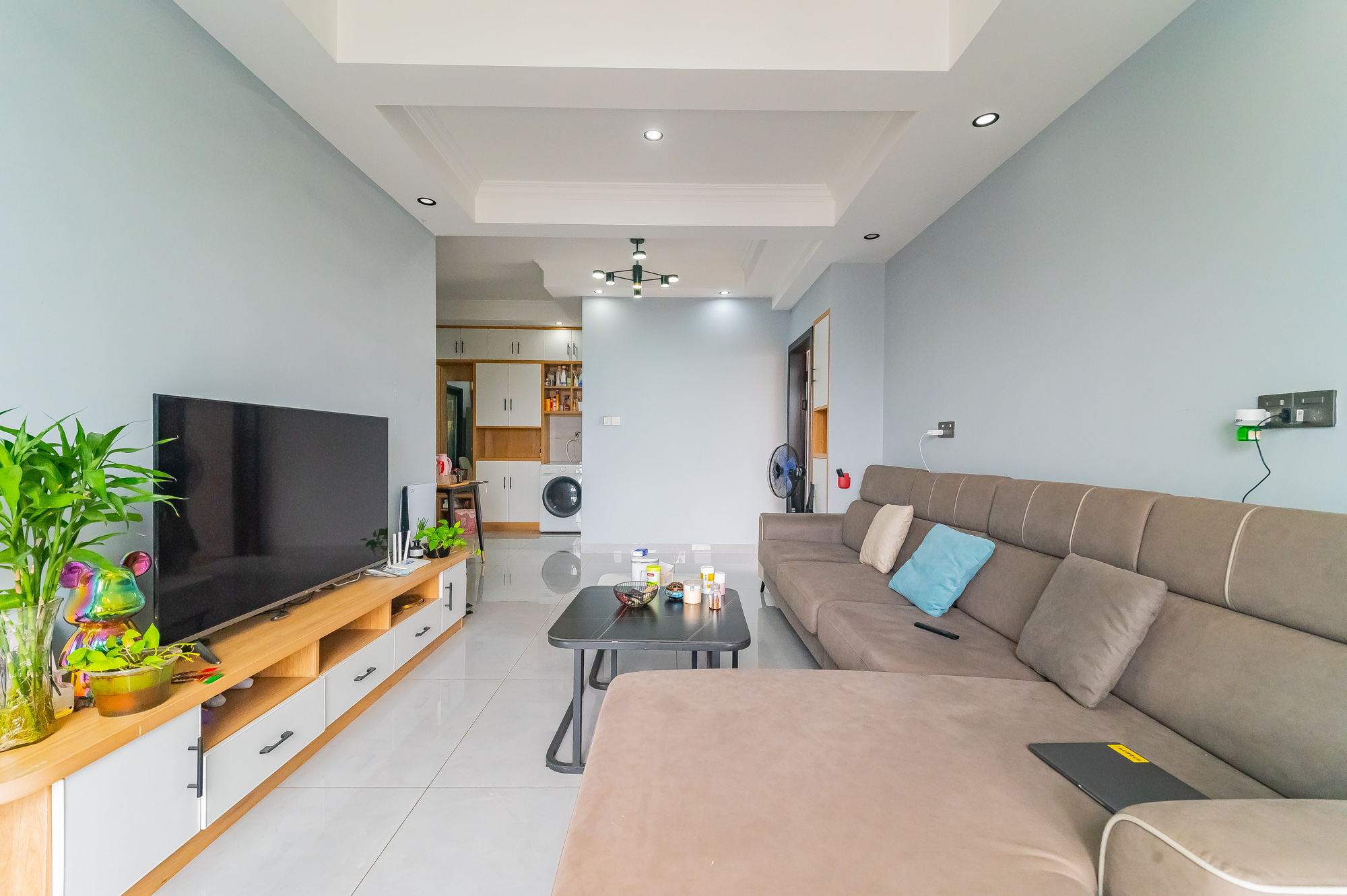 恒基凯旋门三期 3室2厅2卫 96.8万 恒基凯旋门三期 3室2厅2卫 96.8万客厅