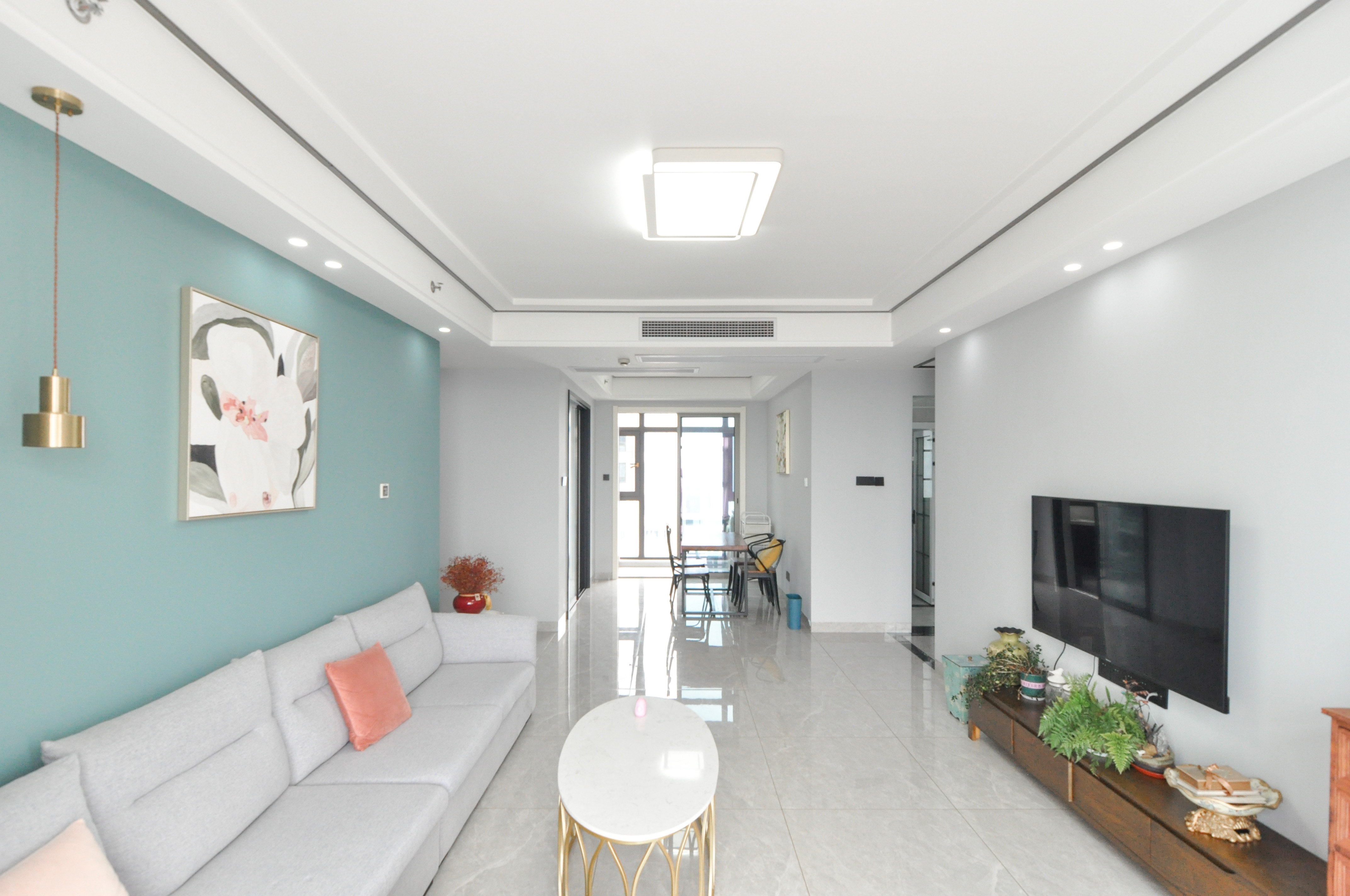 梅溪湖金茂湾  4室2厅2卫    155.0万 梅溪湖金茂湾  4室2厅2卫    155.0万客厅