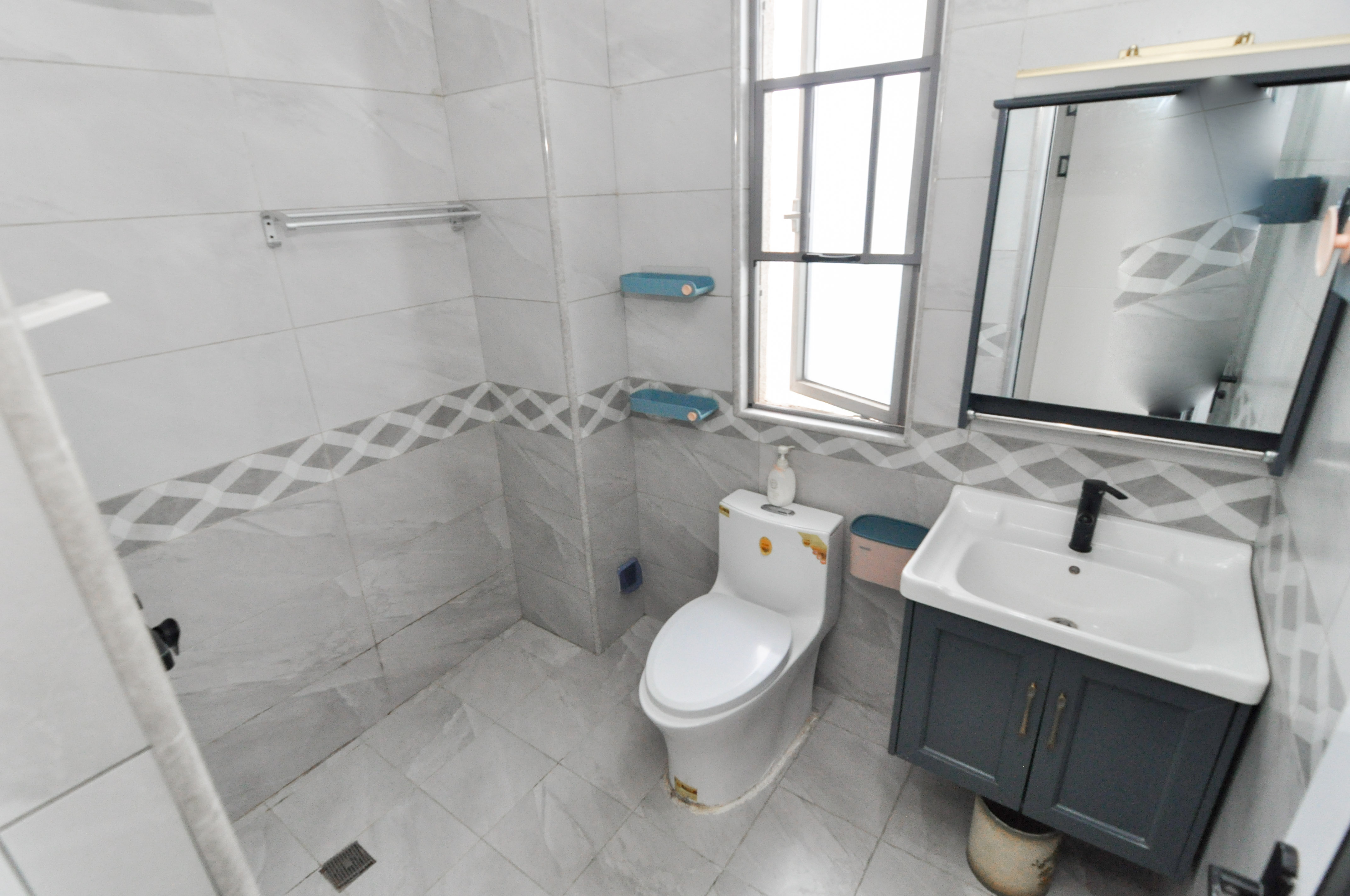 梅溪湖金茂湾  4室2厅2卫    155.0万 梅溪湖金茂湾  4室2厅2卫    155.0万卫生间