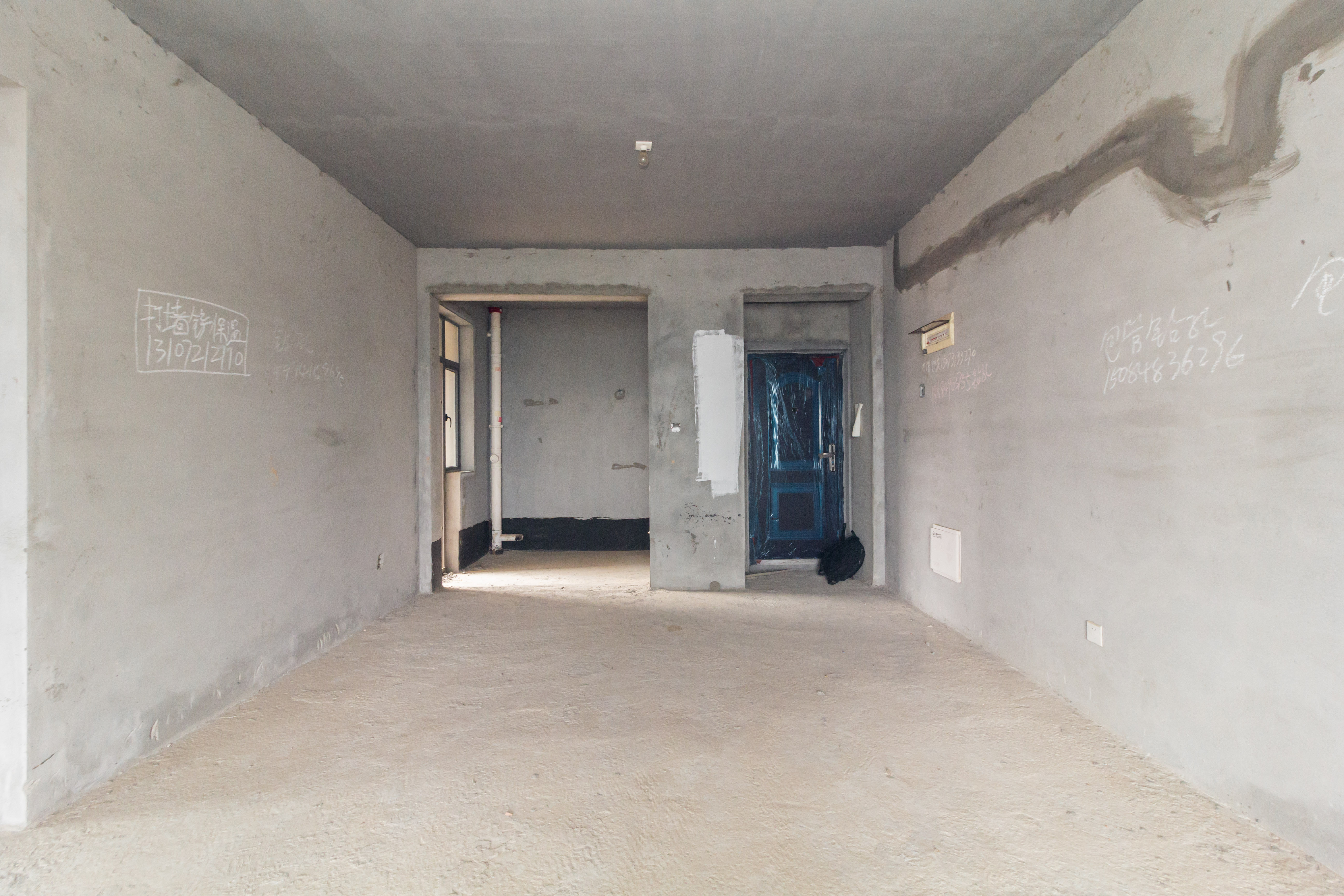 湘预家园  2室2厅1卫    52.0万 湘预家园  2室2厅1卫    52.0万客厅