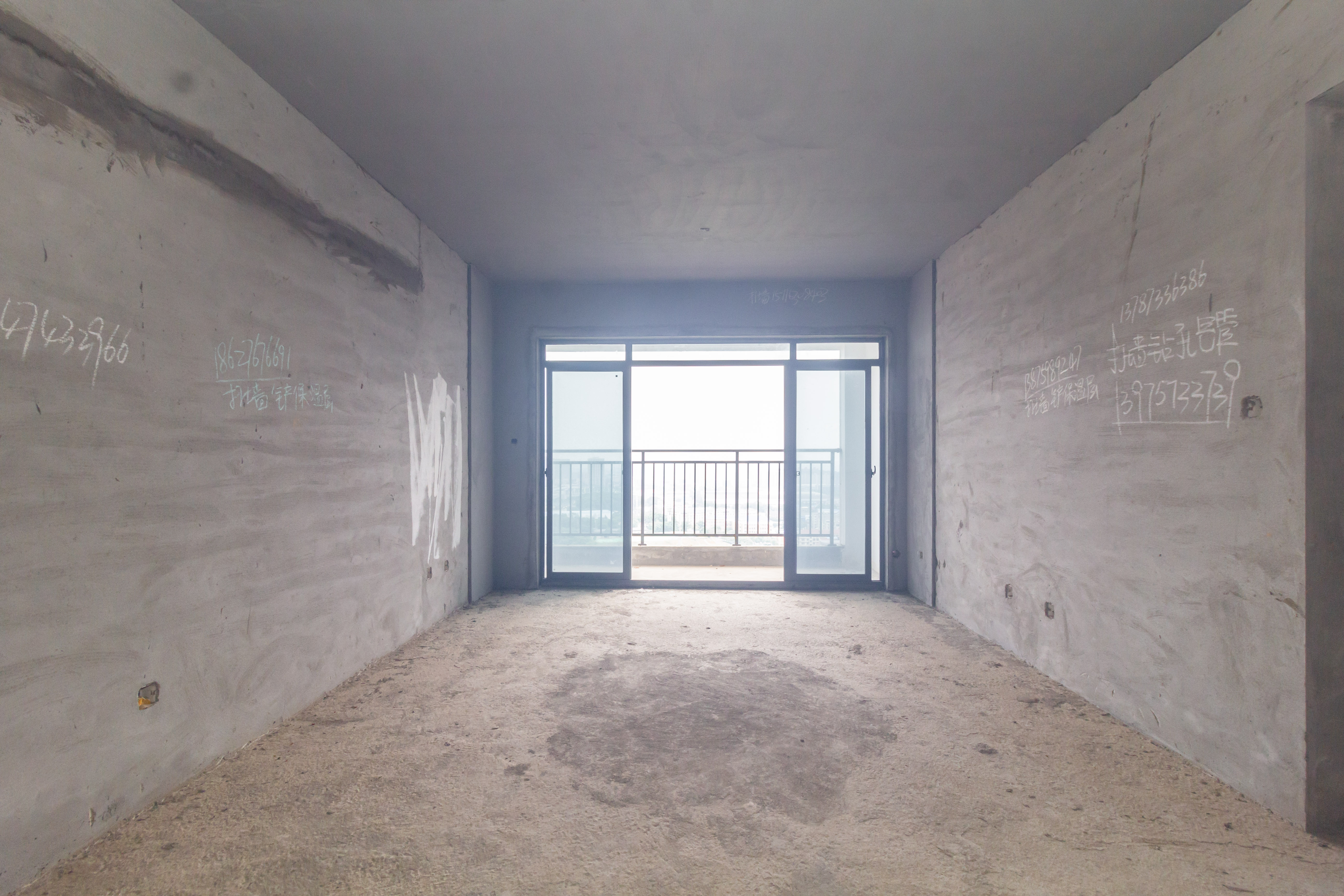 湘预家园  2室2厅1卫    52.0万 湘预家园  2室2厅1卫    52.0万客厅